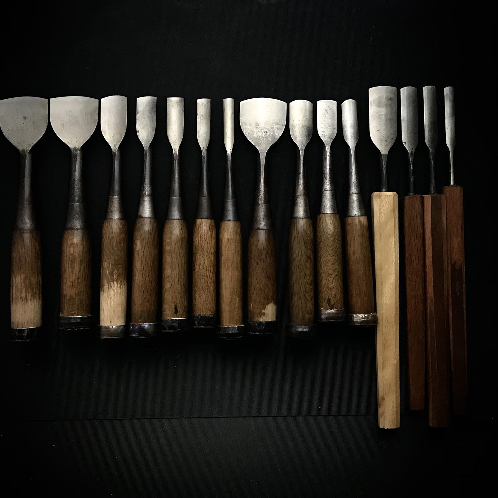 Used Carving chisels set by Konobu 1st generation 初代小信作 彫刻組鑿 使用品