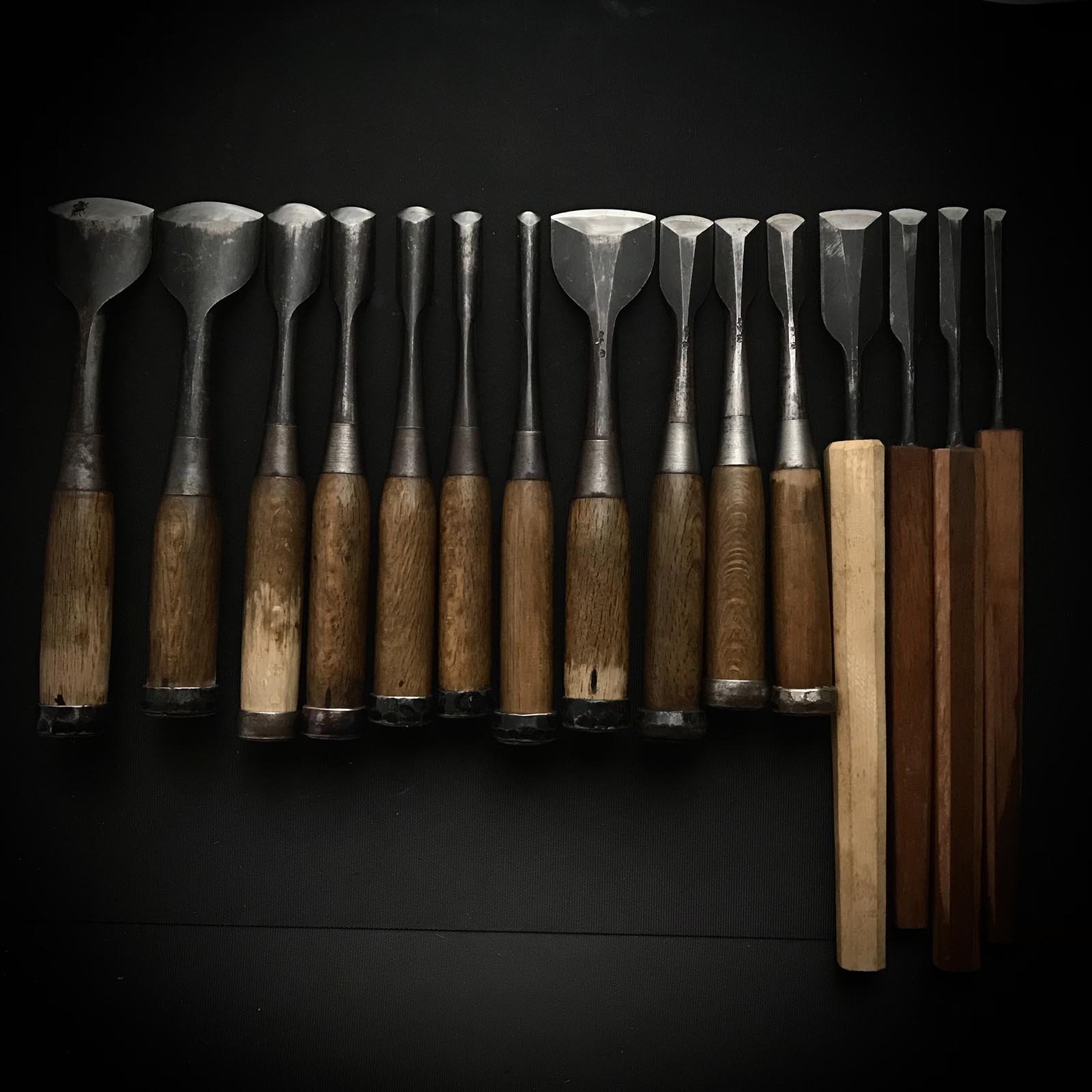 Used Carving chisels set by Konobu 1st generation 初代小信作 彫刻組鑿 使用品