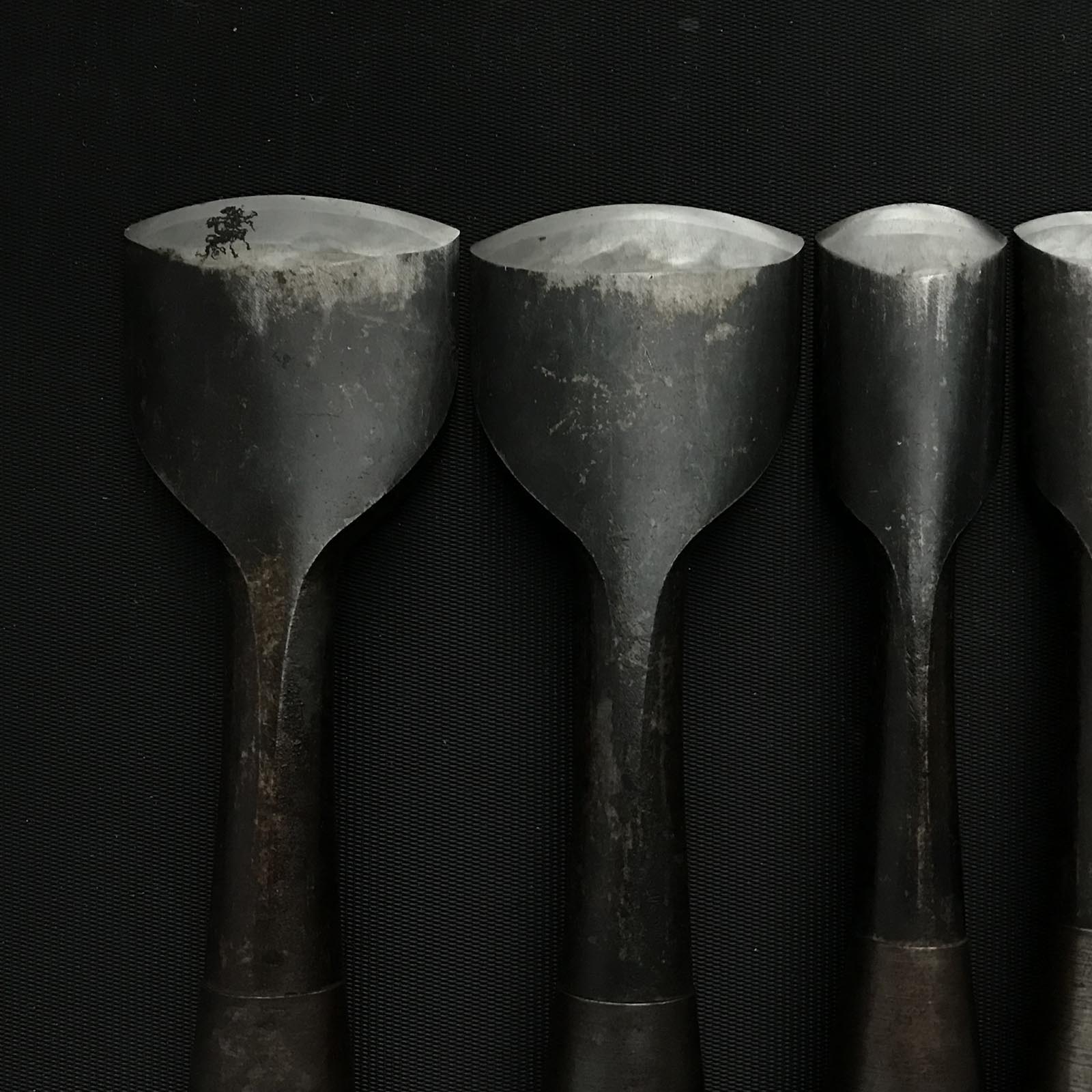 Used Carving chisels set by Konobu 1st generation 初代小信作 彫刻組鑿 使用品