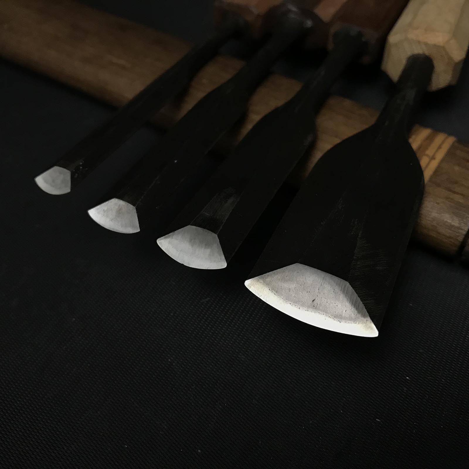 Used Carving chisels set by Konobu 1st generation 初代小信作 彫刻組鑿 使用品