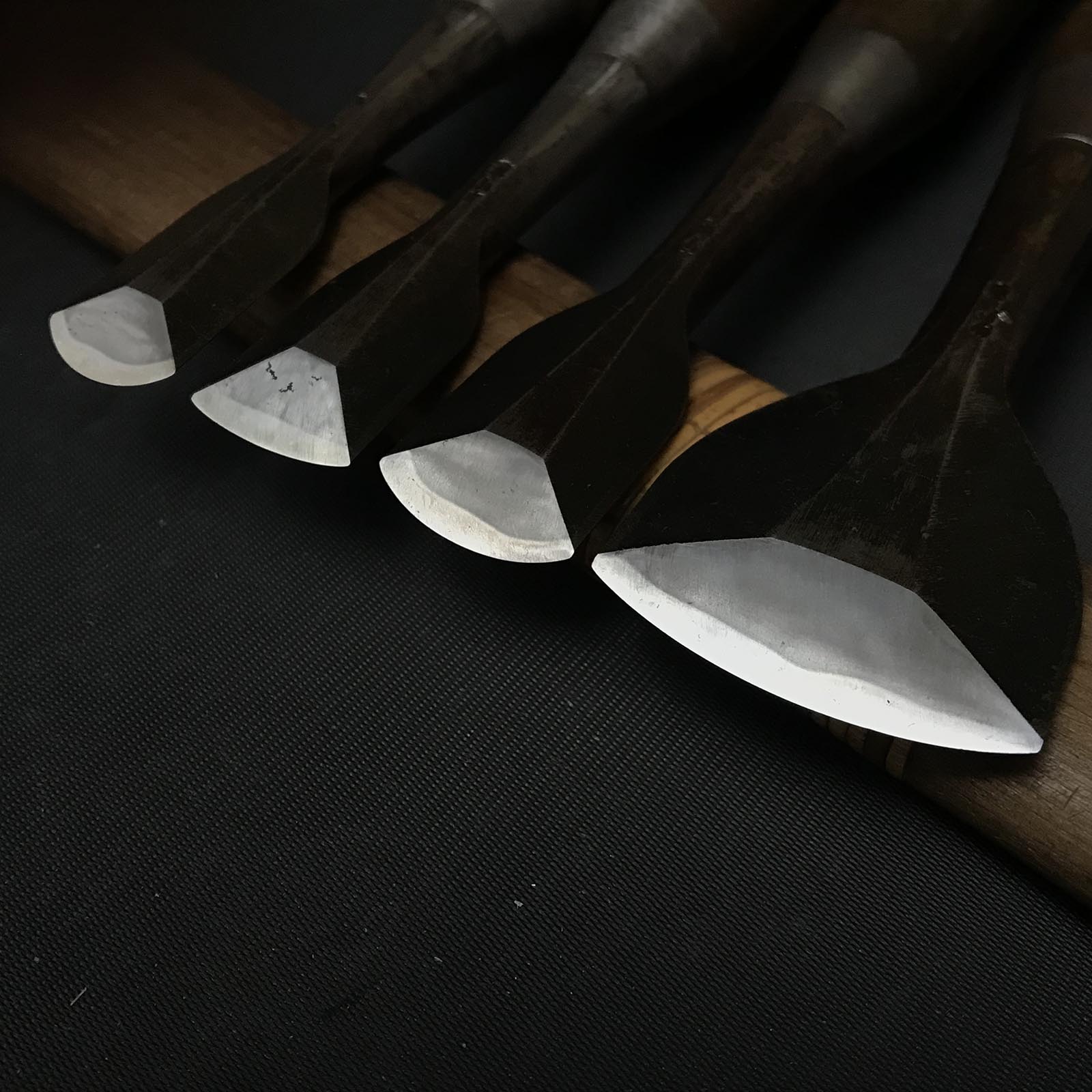 Used Carving chisels set by Konobu 1st generation 初代小信作 彫刻組鑿 使用品