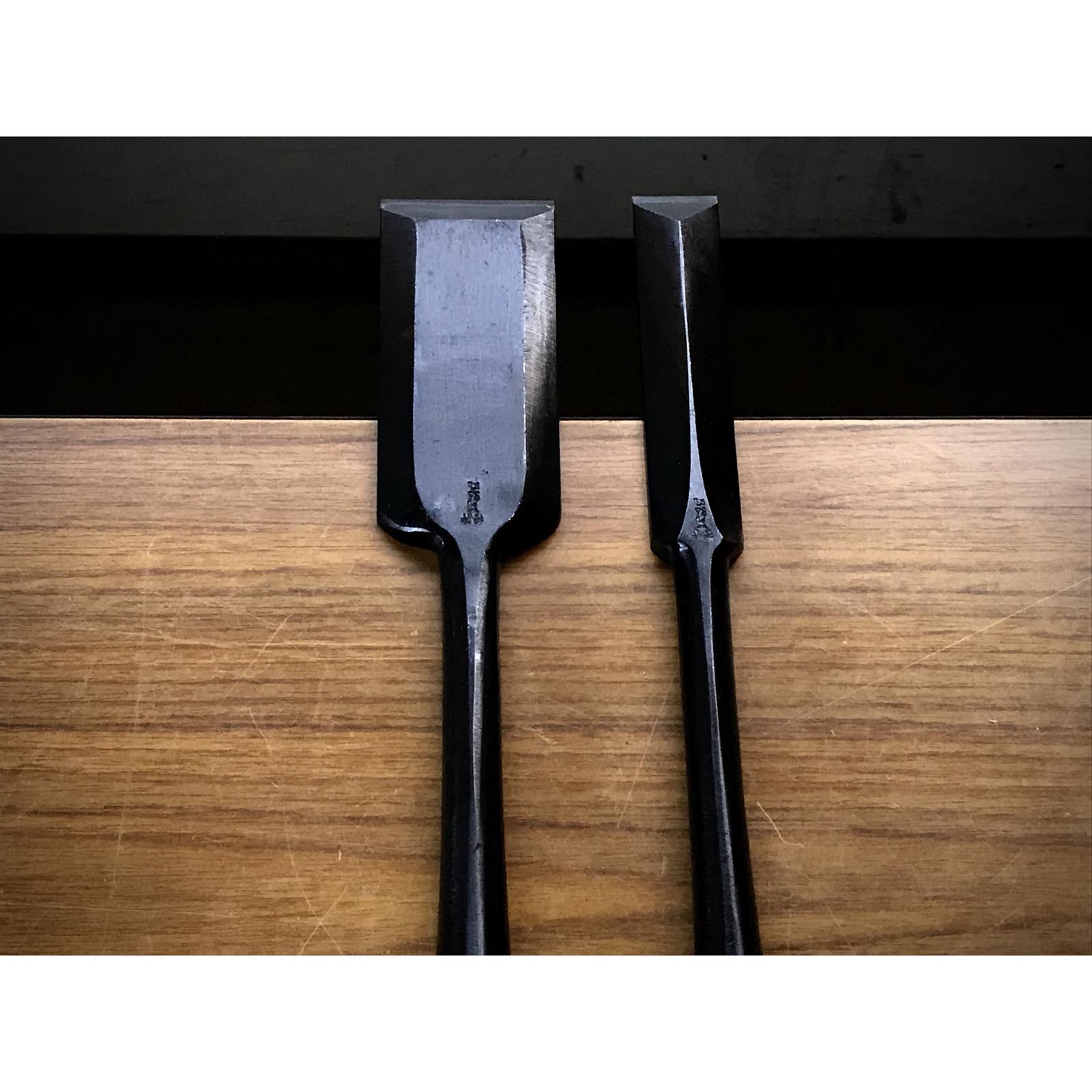 Kikuhiromaru Slick Chisels set (Ootsuki-nomi, Hontsuki-Nomi) 菊弘丸 本突き組鑿 48,24mm