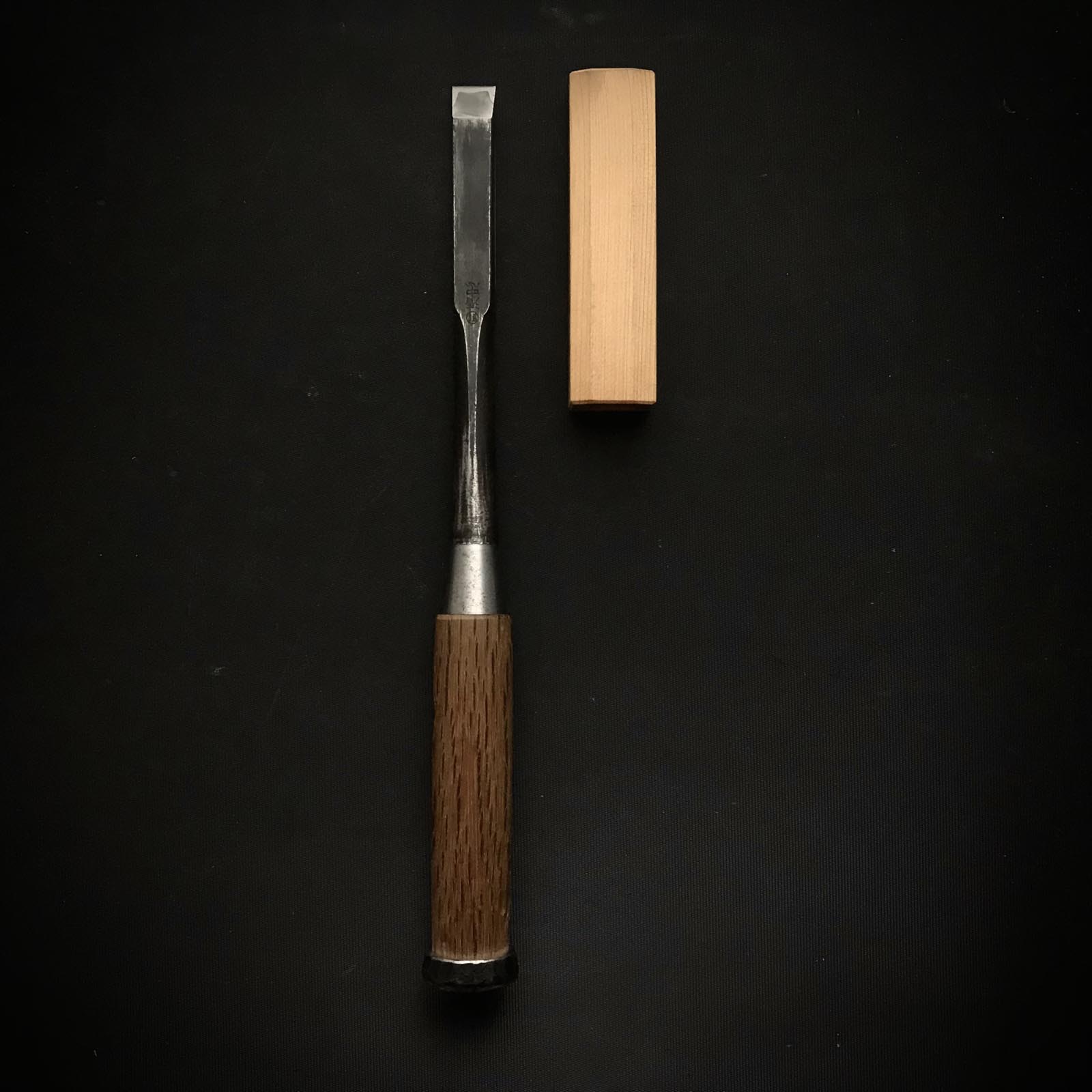Used Kiyotada Timber chisels by Shimamura Kouzaburou 嶋村幸三郎作 清忠 叩き鑿 鞘付 Tatakinomi 15mm