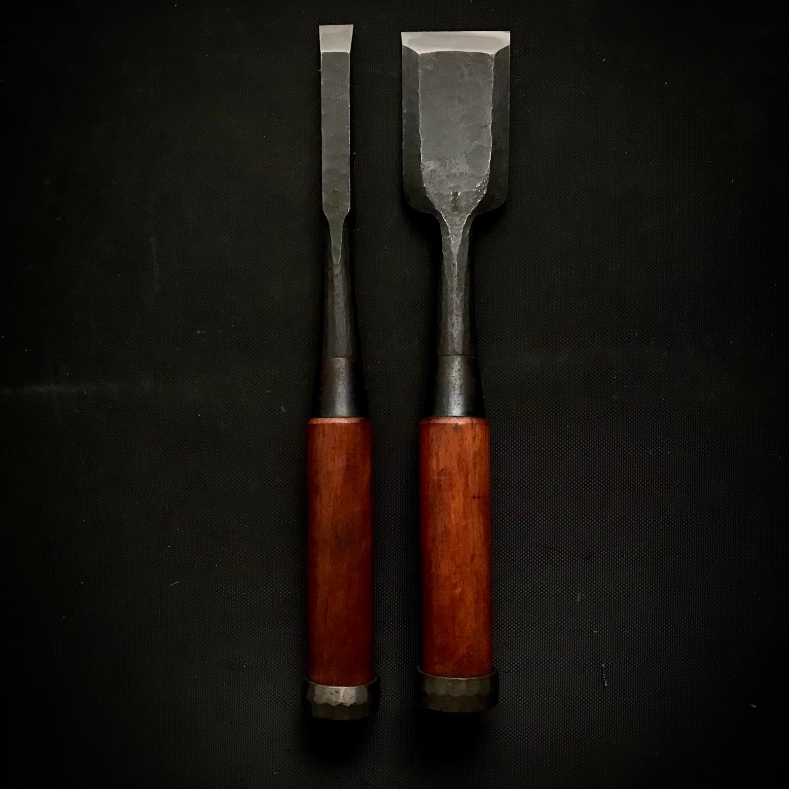 Old stock Kaji-Izamu Timber chisels with Tsuchime finish 掘出し物 鍛治勇 槌目 叩鑿 Tatakinomi
