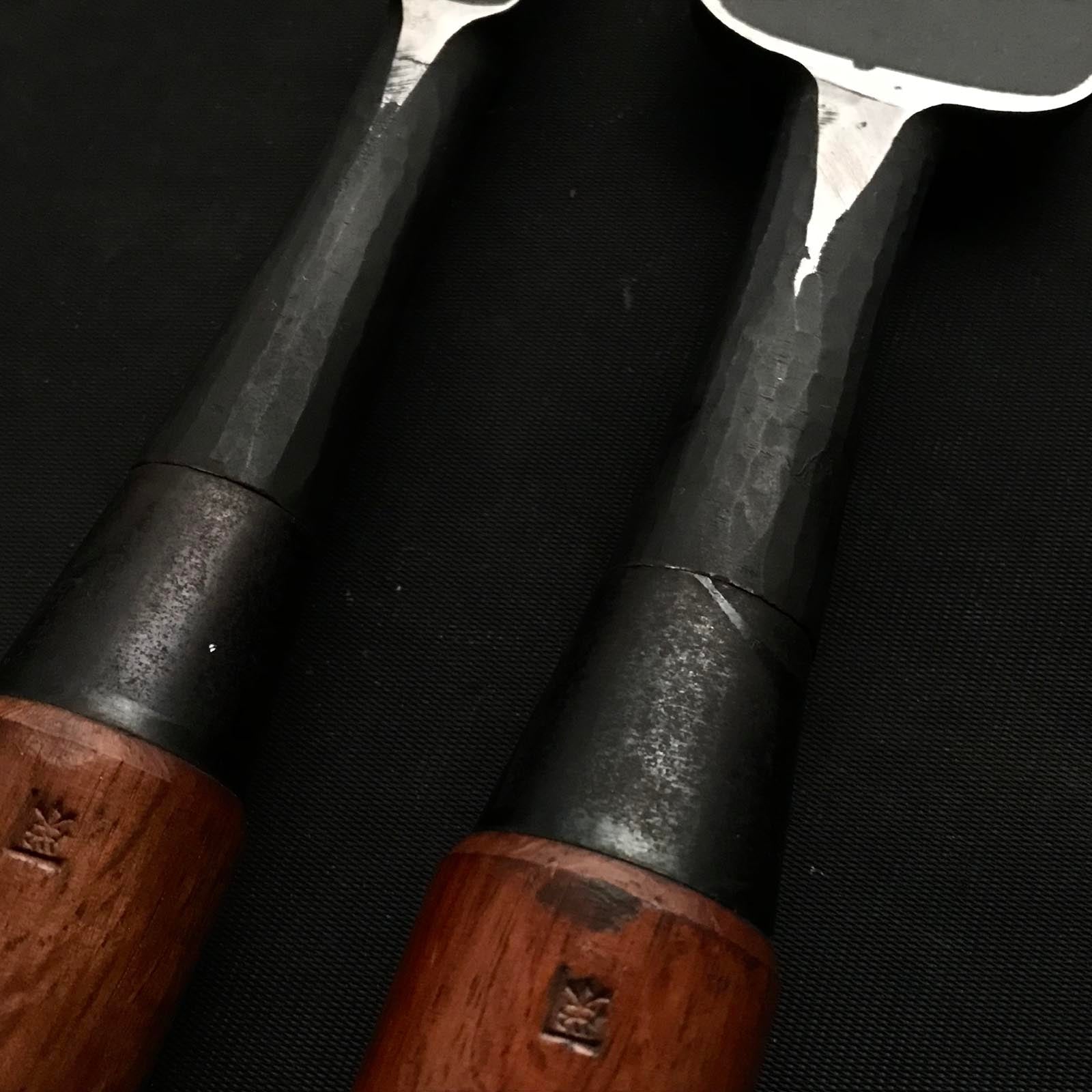 Old stock Kaji-Izamu Timber chisels with Tsuchime finish 掘出し物 鍛治勇 槌目 叩鑿 Tatakinomi