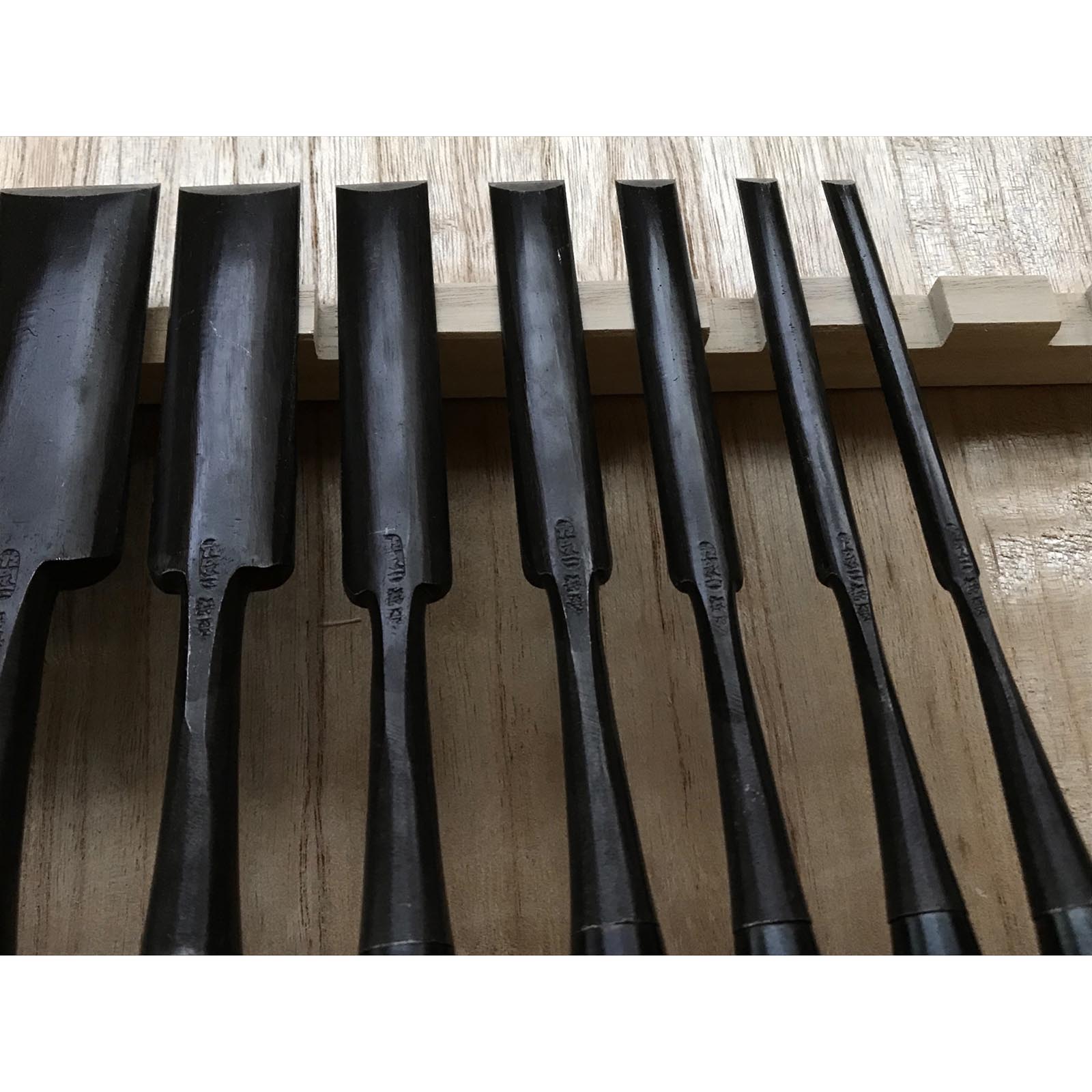 Fujihiro Koumaru Type Paring chisels set by Chuutarou Imai 今井忠太郎作 二治弘 甲丸薄組鑿 Usuinomi #2