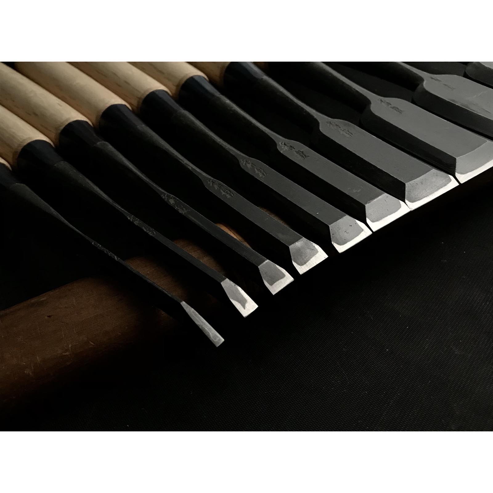 船広 ツゲ柄付鑿セット 元寿舟弘 船津祐司作 追入組鑿 黄楊柄