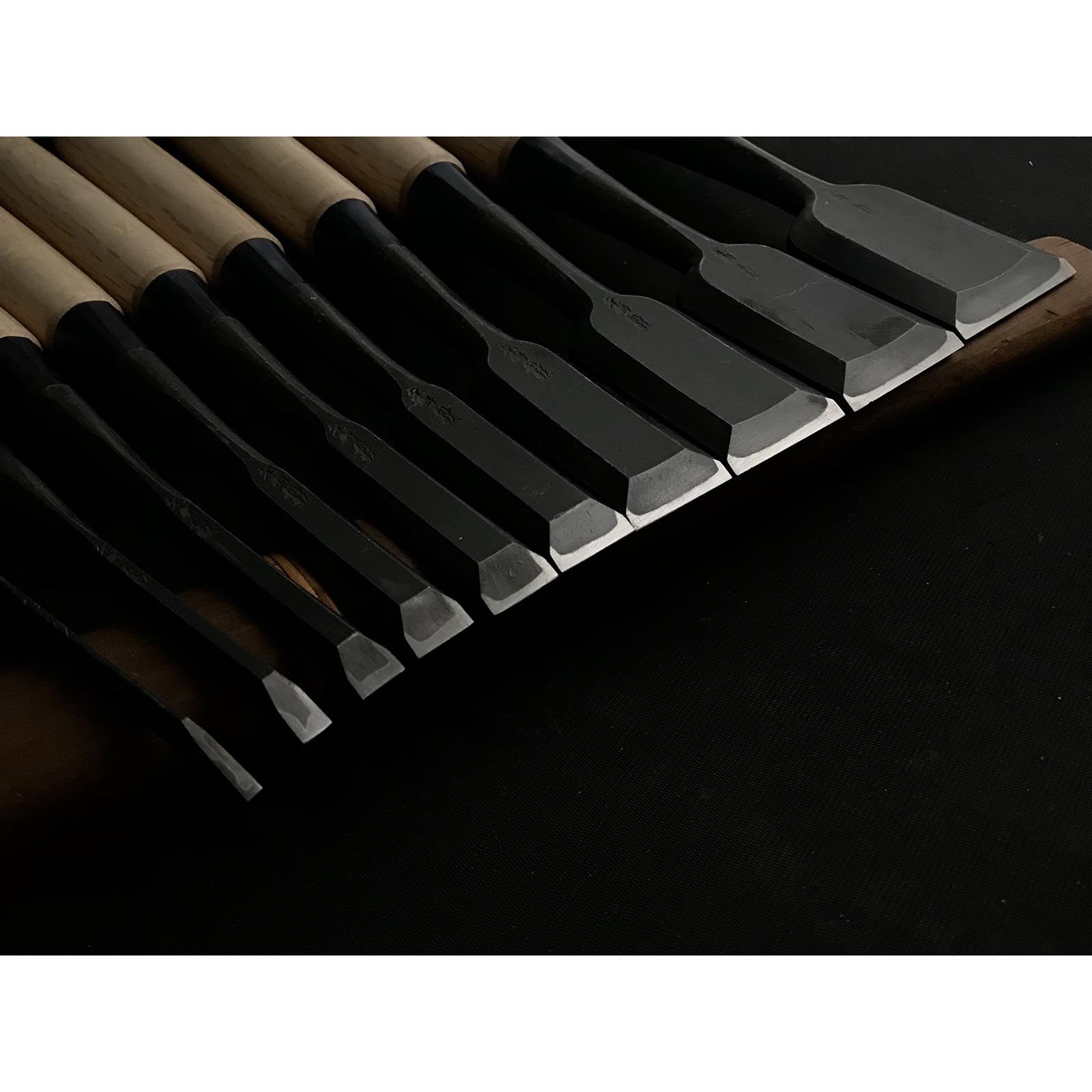 船広 ツゲ柄付鑿セット 元寿舟弘 船津祐司作 追入組鑿 黄楊柄