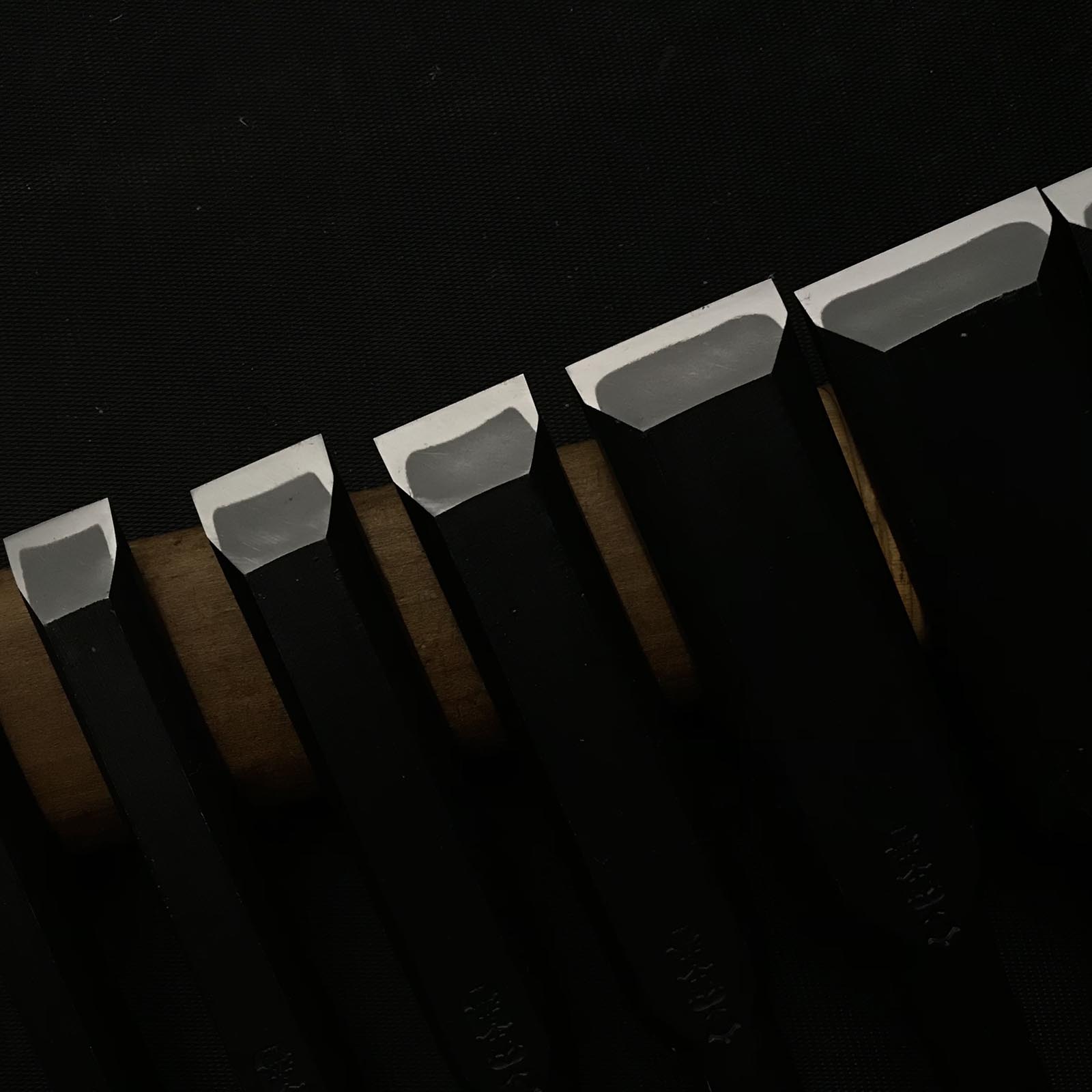 Tasai Shorter Medium Timber chisels set (Chutatakinomi) 田斎 田齋明夫氏 中叩き組鑿 10本組