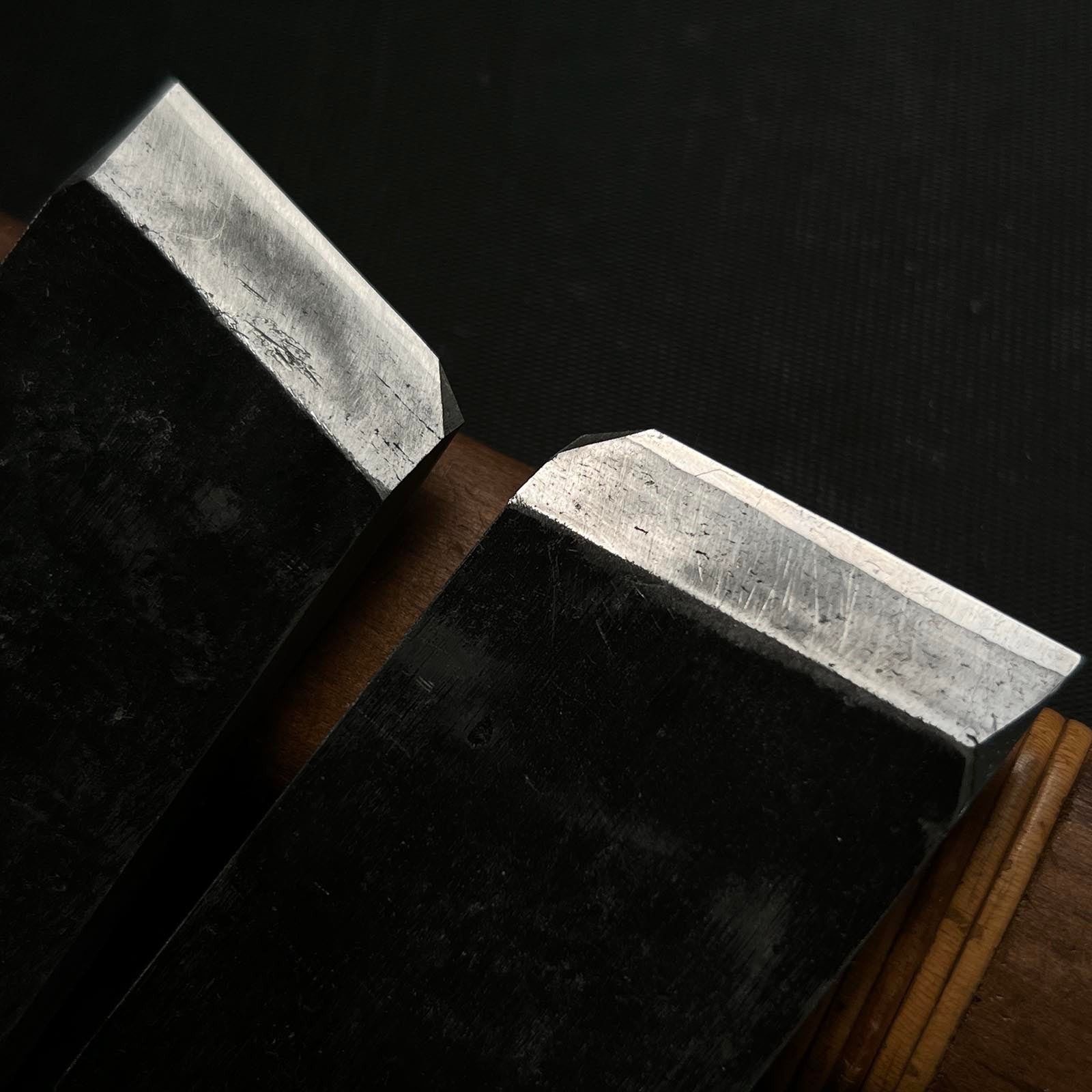 Old stock Tomiwaka End face Planes with blue steel (Kikuchi Kanna, Dotsuki-kanna) 掘出し物 富若 木口鉋 胴付鉋 青紙付 36mm