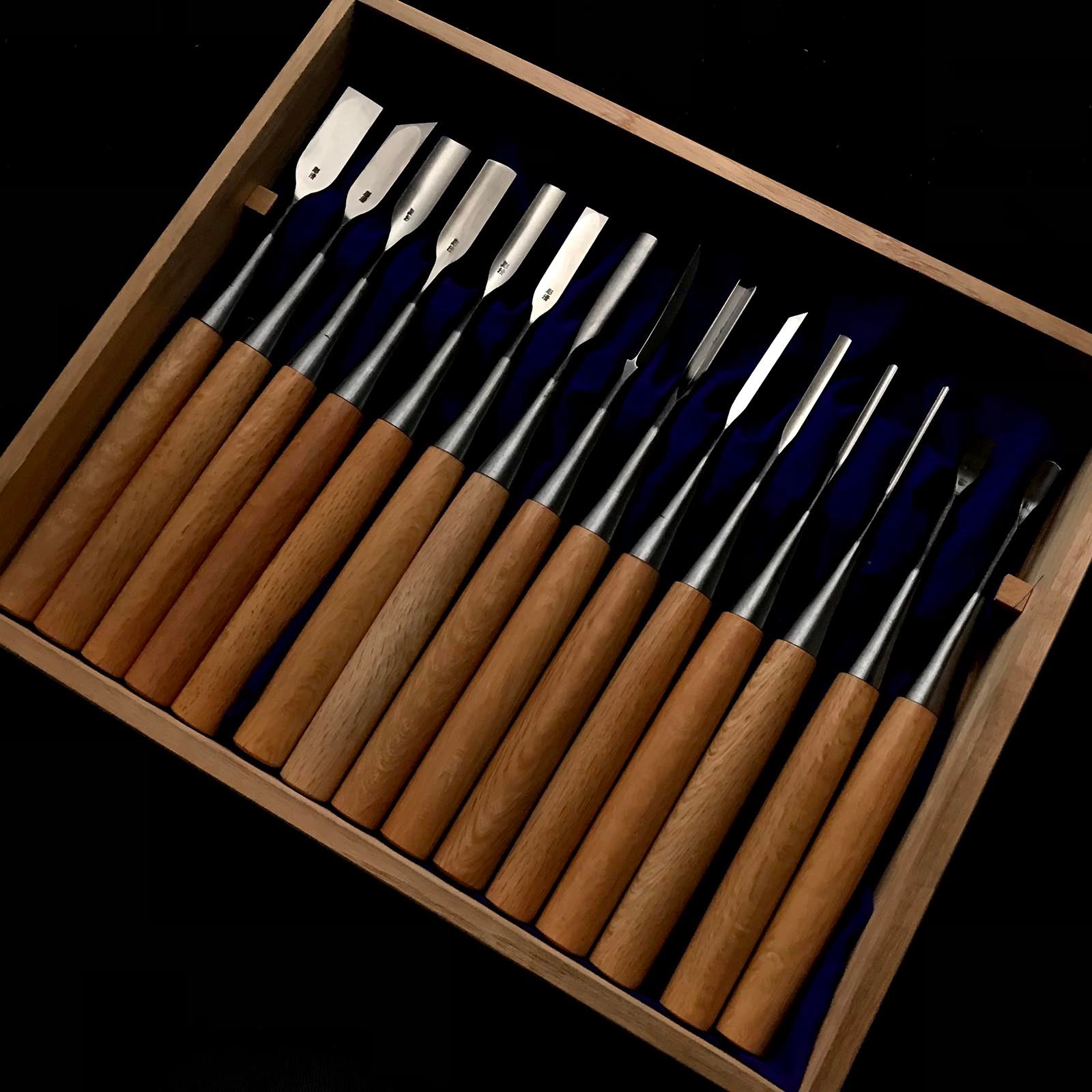 Ken Carving chisels set with Blue steel by Chousei 剣 彫刻刀15本組 彫清作 青紙鋼 Chokokuto
