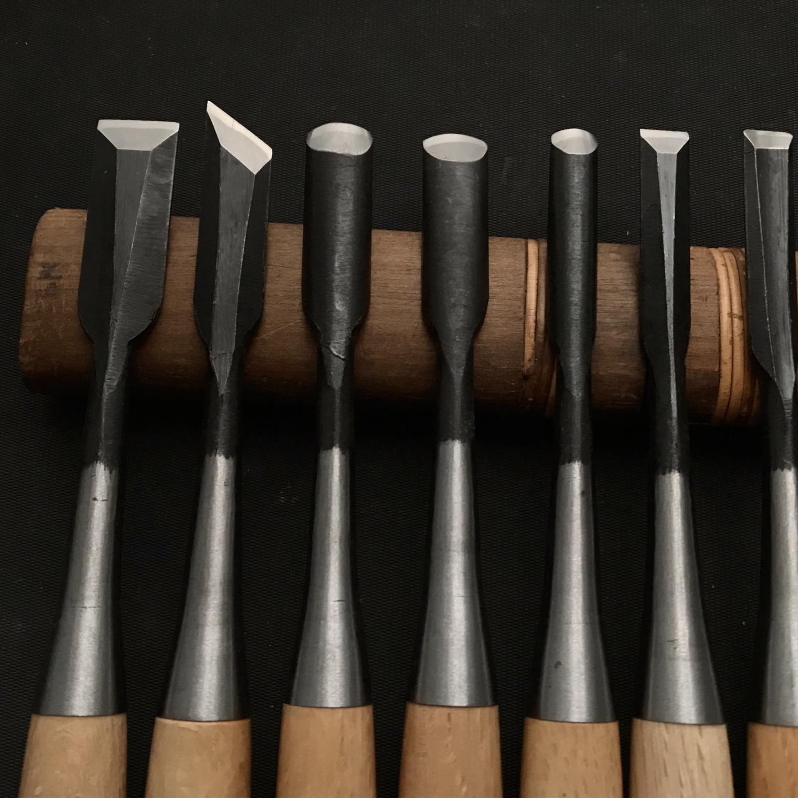 Ken Carving chisels set with Blue steel by Chousei 剣 彫刻刀15本組 彫清作 青紙鋼 Chokokuto