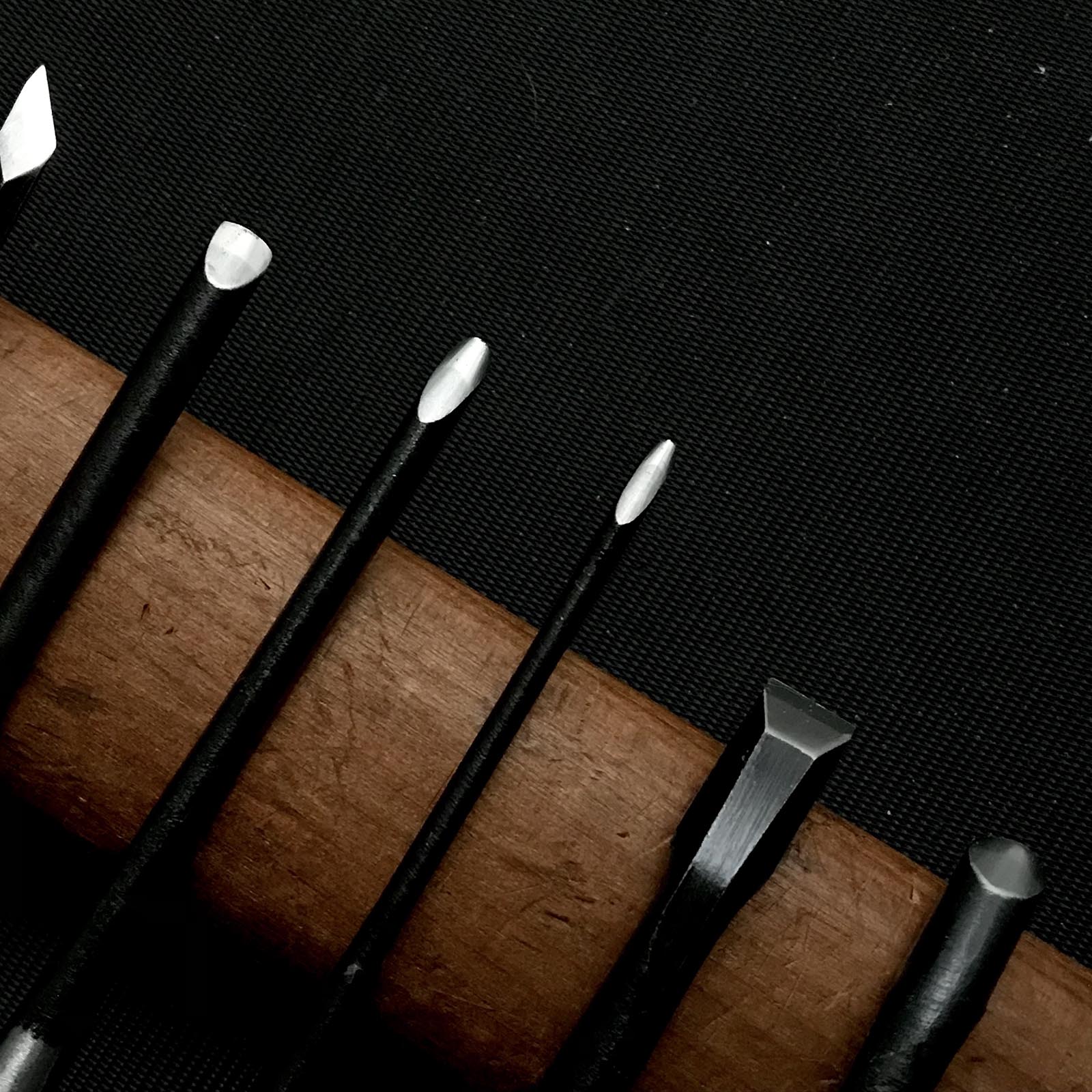 Ken Carving chisels set with Blue steel by Chousei 剣 彫刻刀15本組 彫清作 青紙鋼 Chokokuto