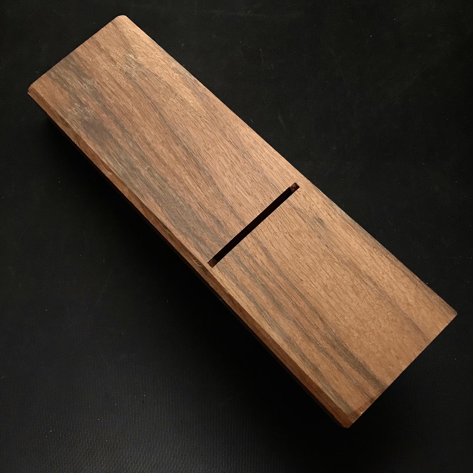 旧在庫 天運平滑鉋(かんな)作 坂田啓治 掘り出し物 天運 坂田憲治作 仕上げ鉋 70mm