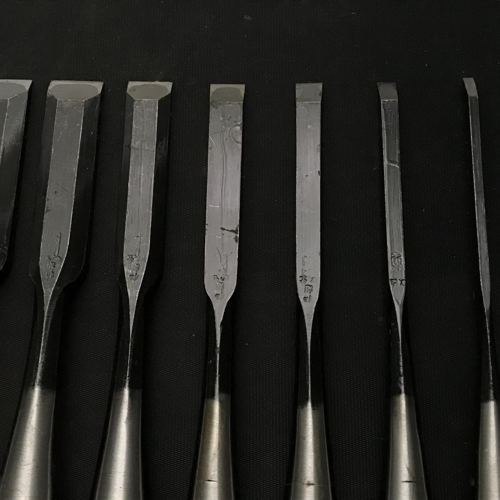 旧蔵 平町俊久型 ノミセット 掘り出し物 利久 平待追入鑿 7本組 平町のみ