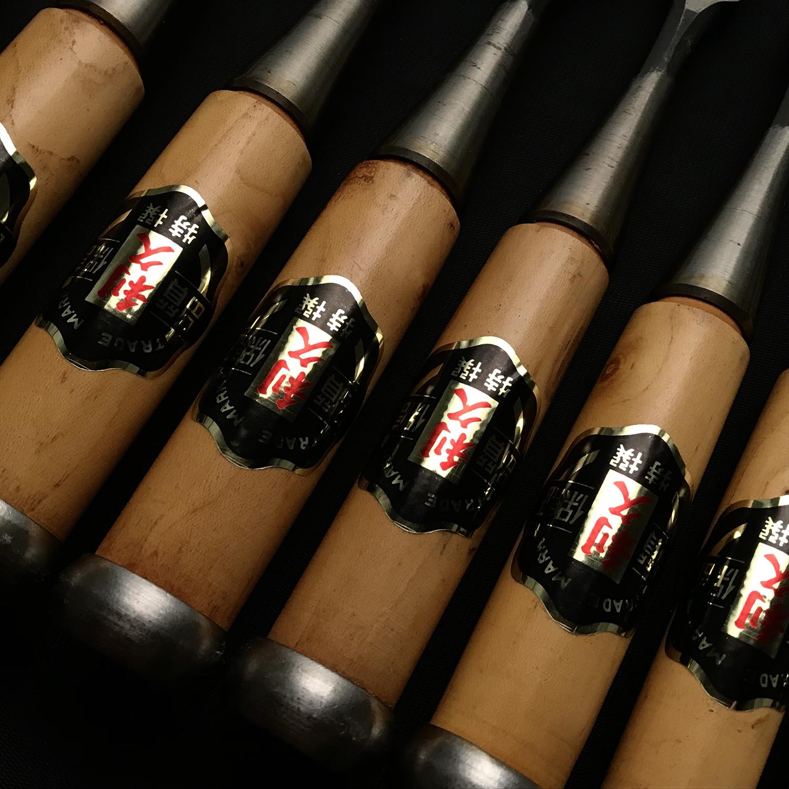 旧蔵 鍛治勇 ベンチノミセット 掘り出し物 鍛治勇 追入10本組鑿 おいれのみ