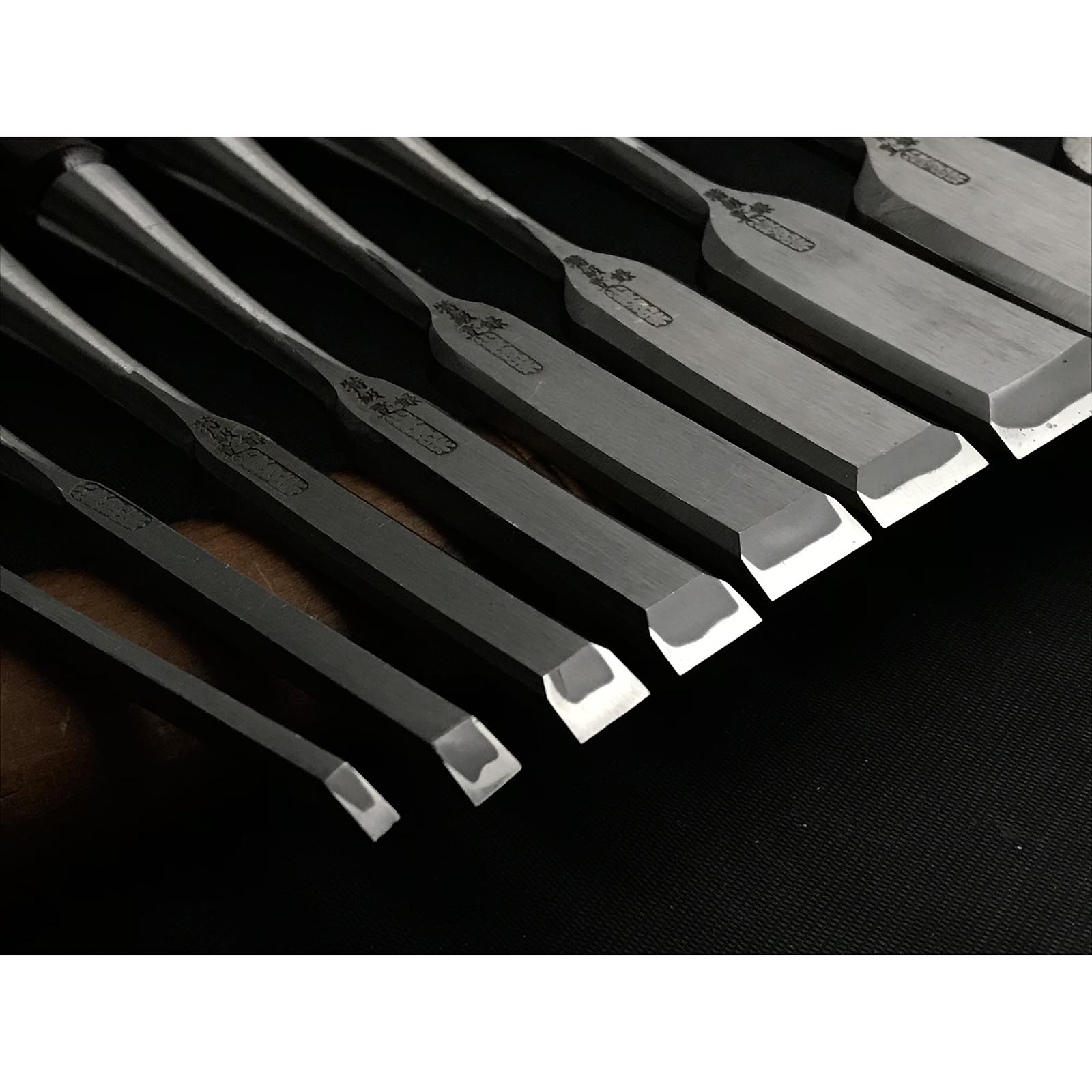 隅流し助政 卓上ノミセット 助正 墨流し 追入組鑿 おいれのみ