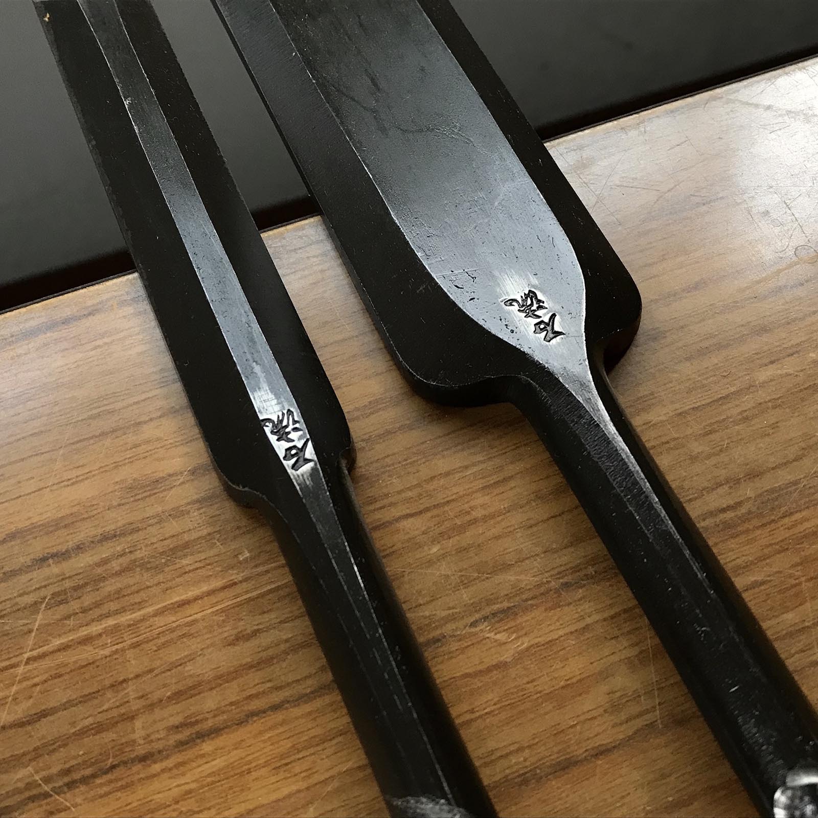Old stock Sekiryu Slick Chisels set with Carving & Quadruple Ura 掘出し物 石流 四つ裏 彫金本突き組鑿 48,24mm Ootsuki-nomi, Hontsuki-Nomi
