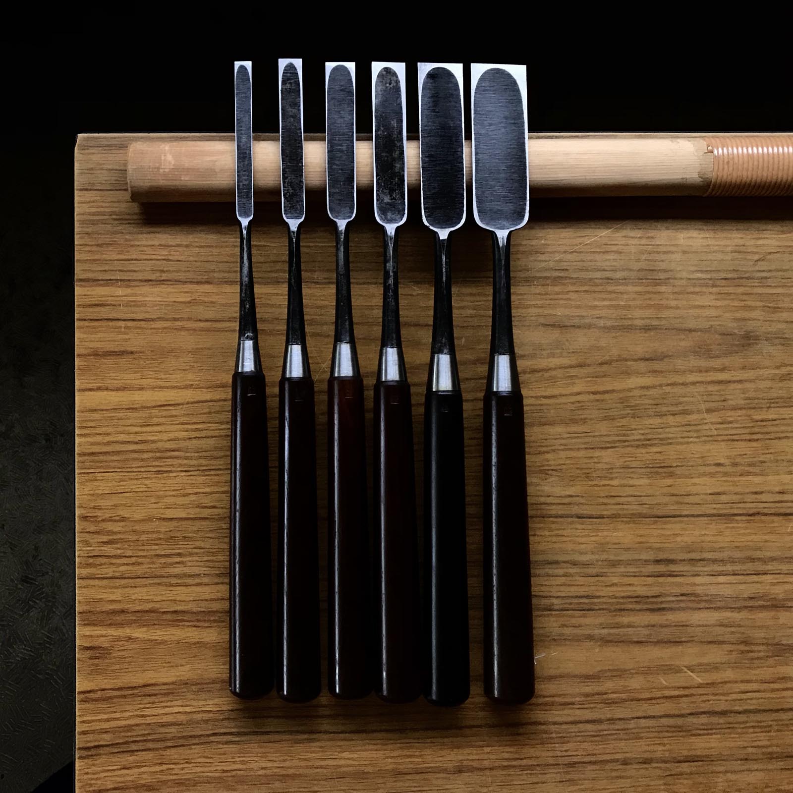 Old stock Hidemasa Paring chisels set 掘出し物 秀正 紫檀柄 薄鑿6本組 Usunomi