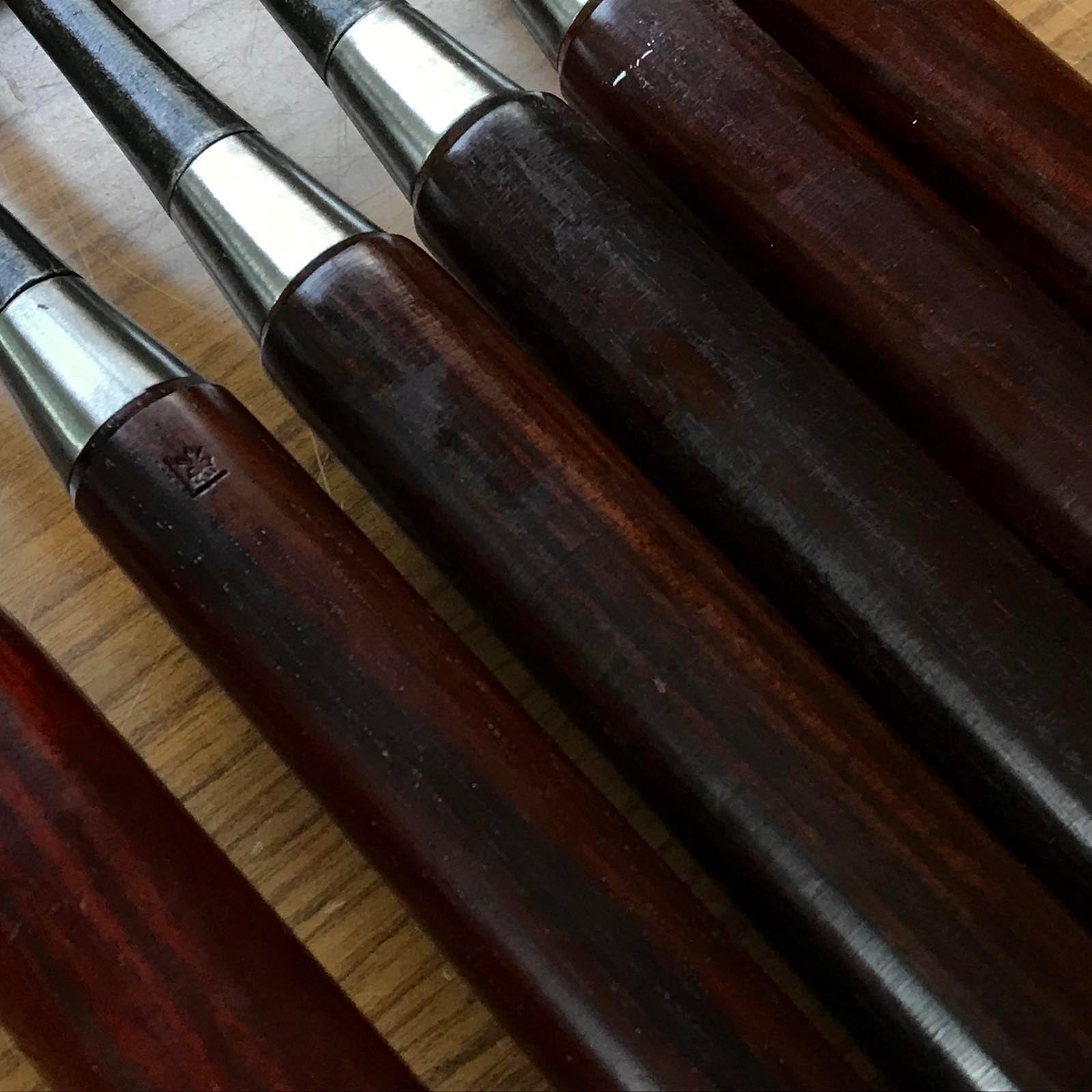 Old stock Hidemasa Paring chisels set with Dragon carving 掘出し物 秀正 紫檀柄 薄鑿6本組 Usunomi