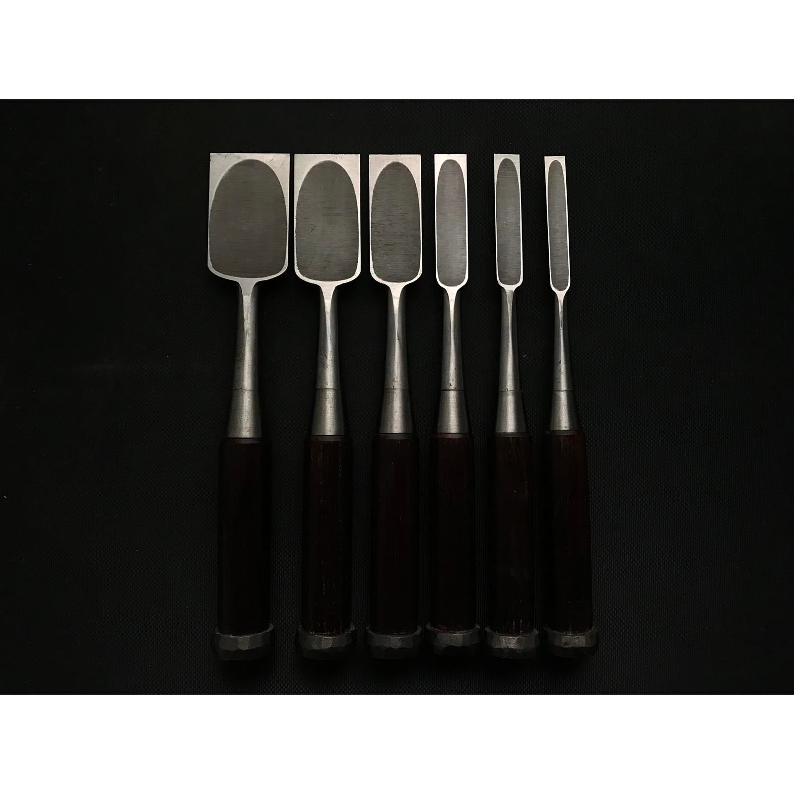 旧蔵 秀政 卓上ノミセット 龍彫り 掘り出し物 秀正 追入6本組鑿 紫檀柄 おいれのみ