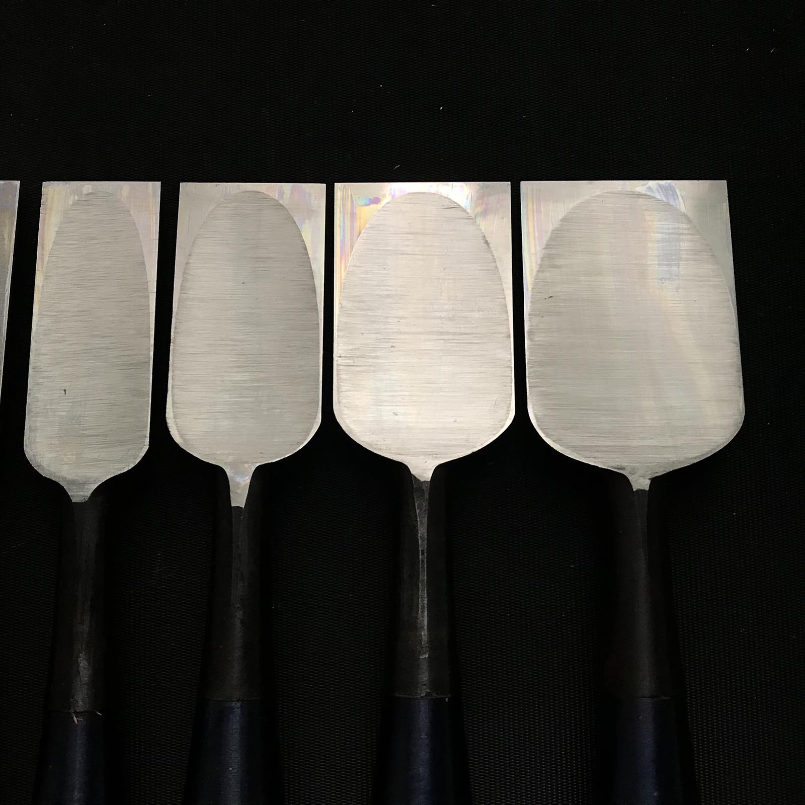 菊弘丸 追入組鑿 Kikuhiromaru Bench chisels set with White steel (Oirenomi)