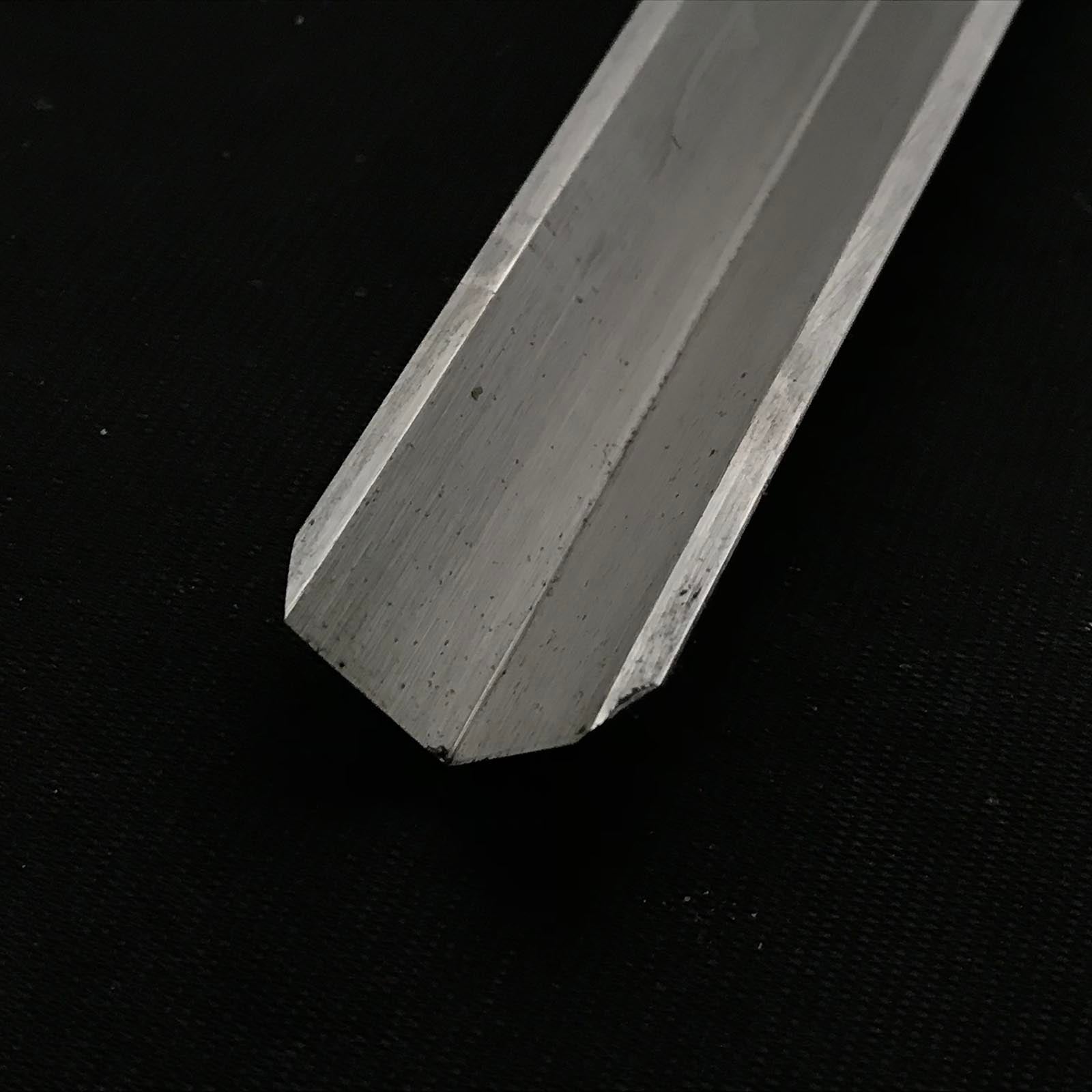 Ha Kanna Kumiko Kanna with white steel by Muneaki 葉鉋 組子用 麻の葉鉋 30° 猪本台 宗秋刃