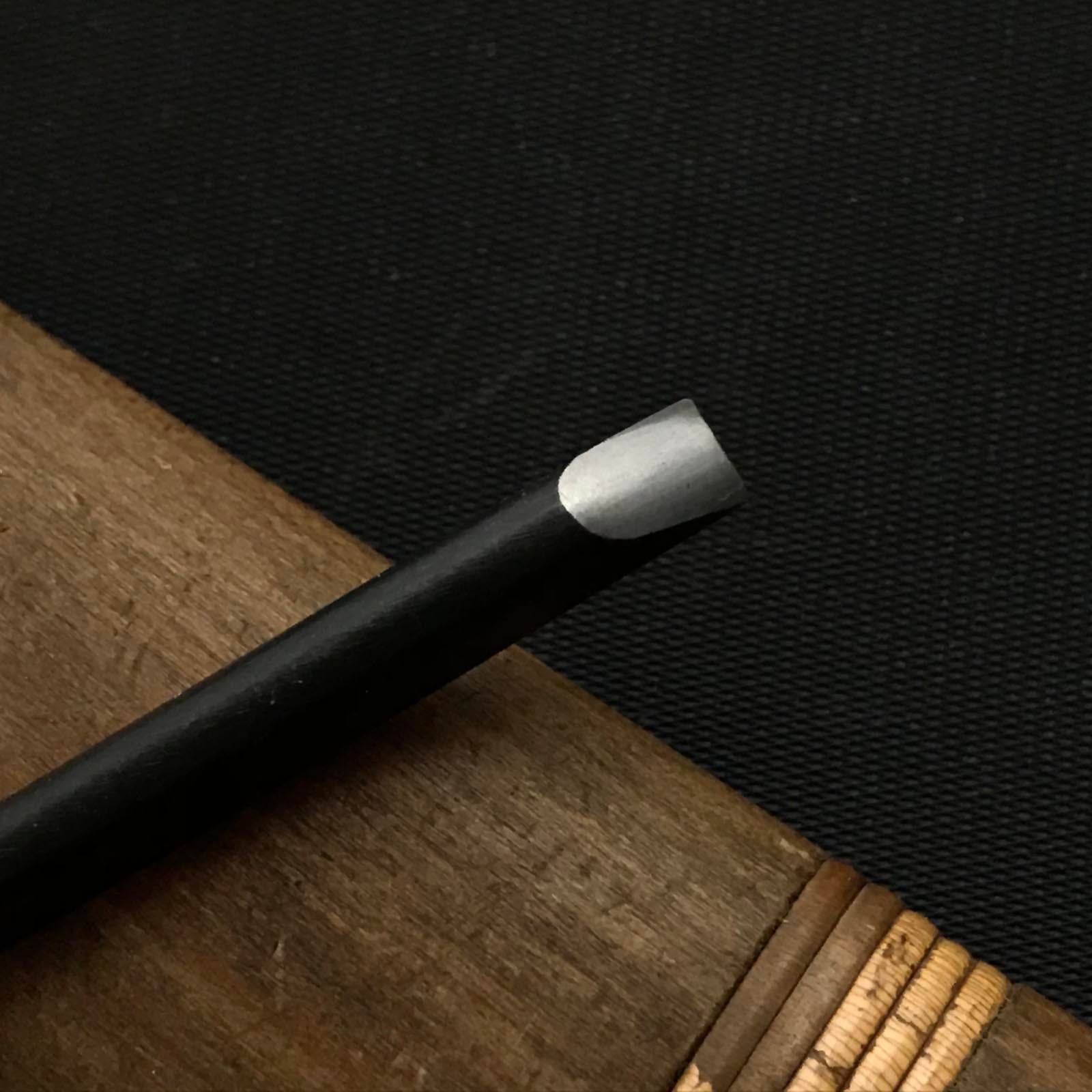 Kunikei 3rd Uchimaru chisels by Ikeda Yoshiro 池田慶郎氏 三代目国慶作 内丸鑿 6mm