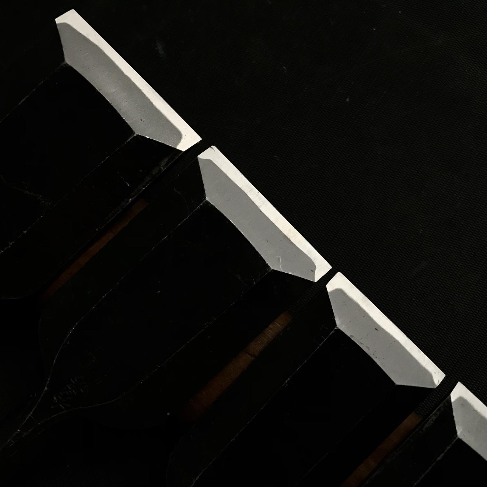 旧型 秀房 2号 初心者用 卓上ノミセット 掘り出し物 秀房 追入10本組鑿 おいれのみ