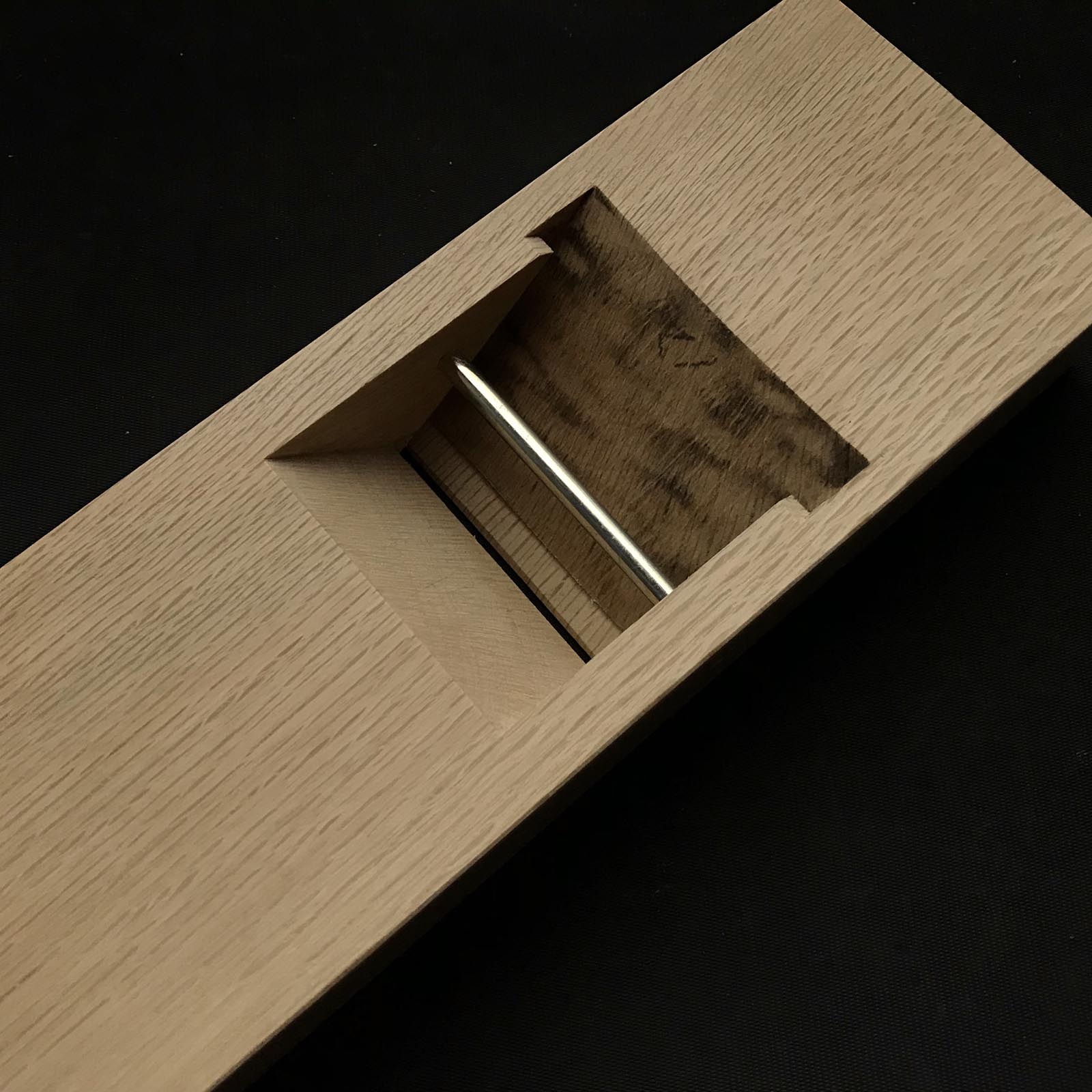 Old stock Maruyama Smoothing Plane (Kanna) with Triple Ura 掘出し物 丸山 三つ裏 仕上げ鉋 65mm