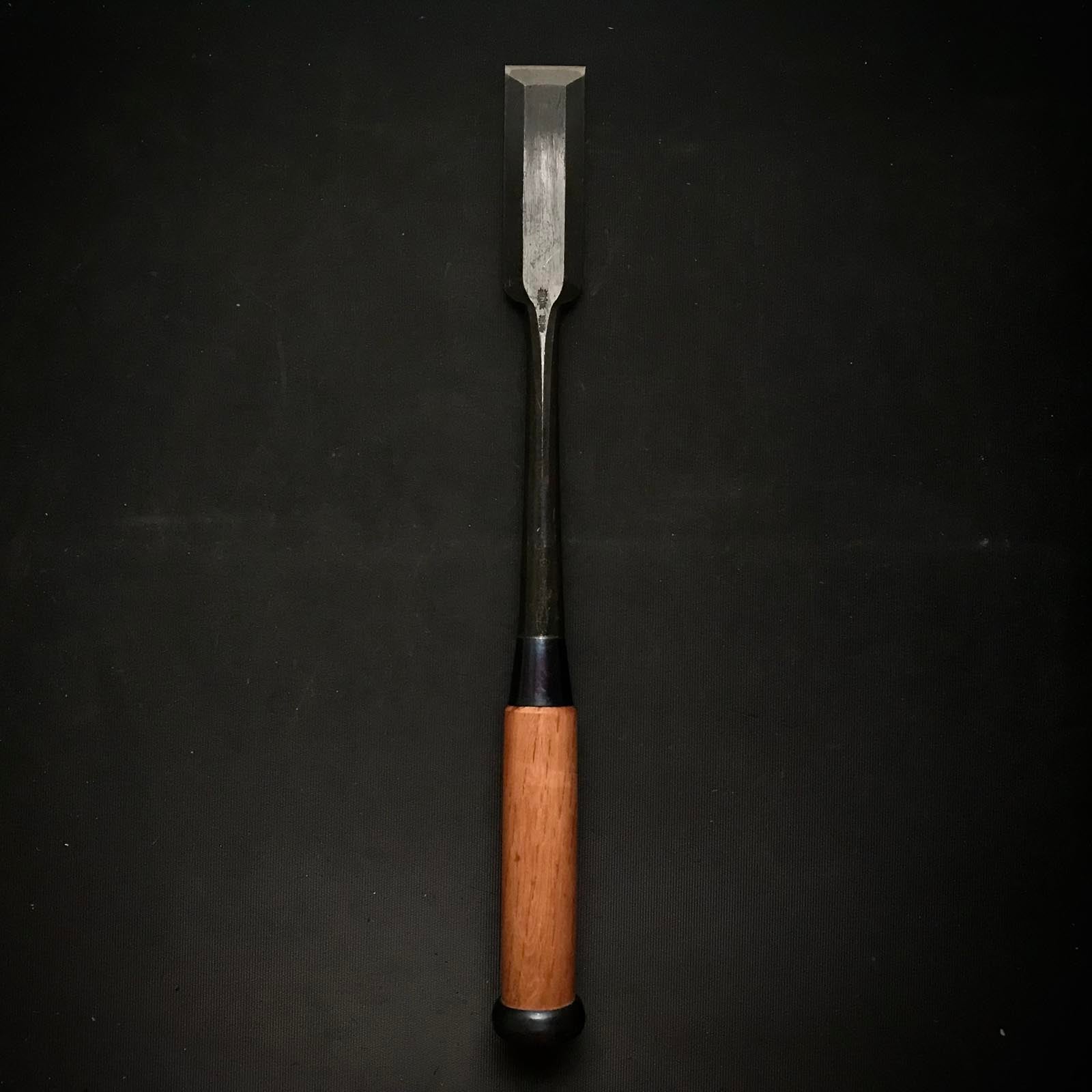 Old stock Yoshihide Slick Chisels (Anayanomi) with white steel 掘出し物 義輝 穴屋鑿 30mm