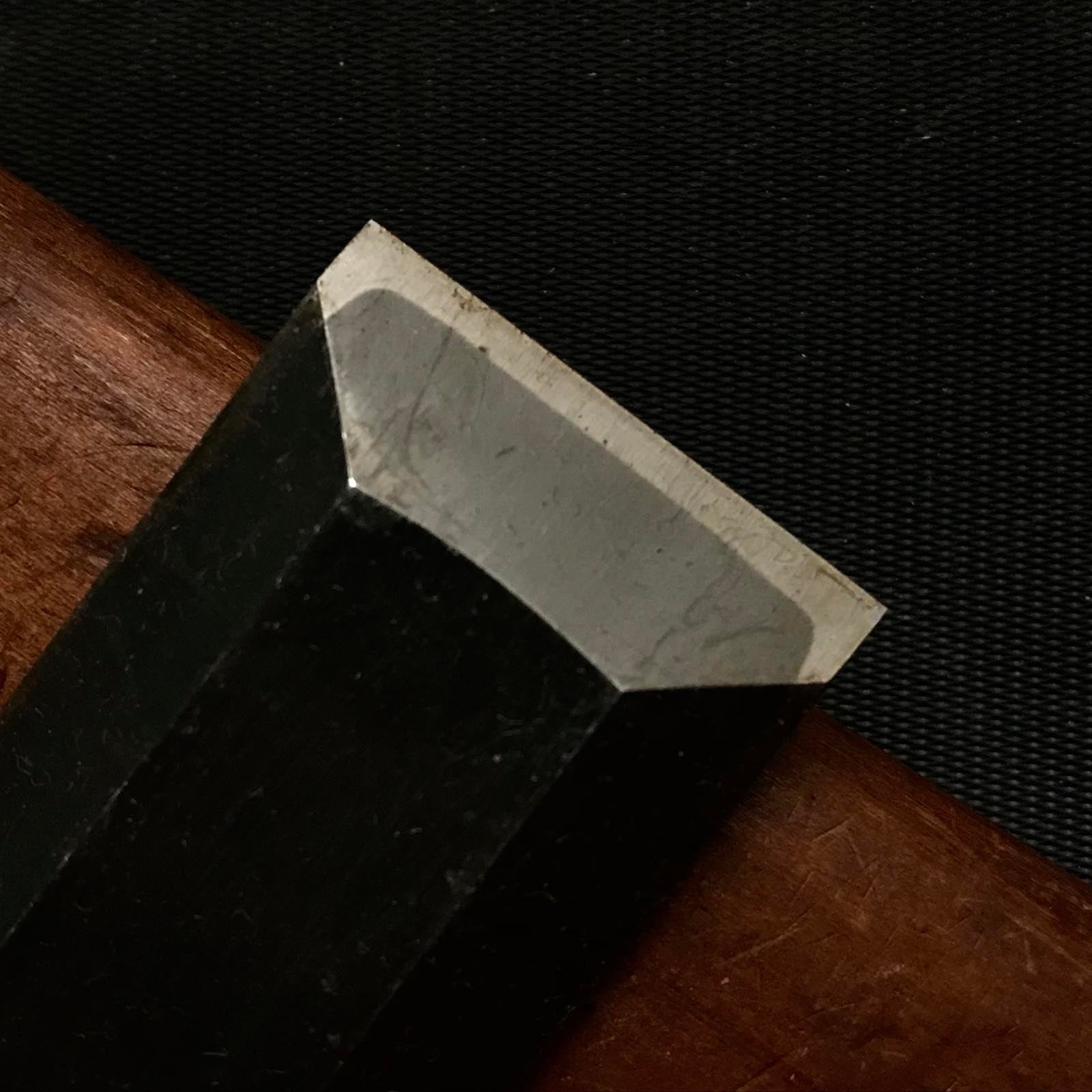 Old stock Yoshihide Slick Chisels (Anayanomi) with white steel 掘出し物 義輝 穴屋鑿 30mm