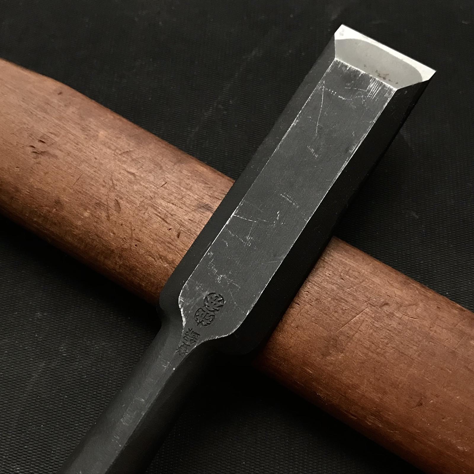 Old stock Koshihide Shorter Timber chisels by Sanjo city smith 掘出し物 越秀 中叩鑿 Chu-Tatakinomi