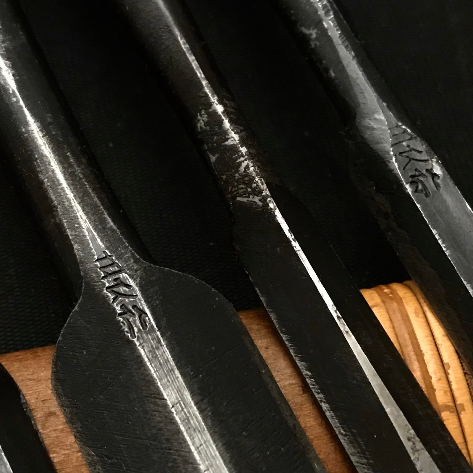 二代目左久作 特注 丸鑿 7本セット 鞘付