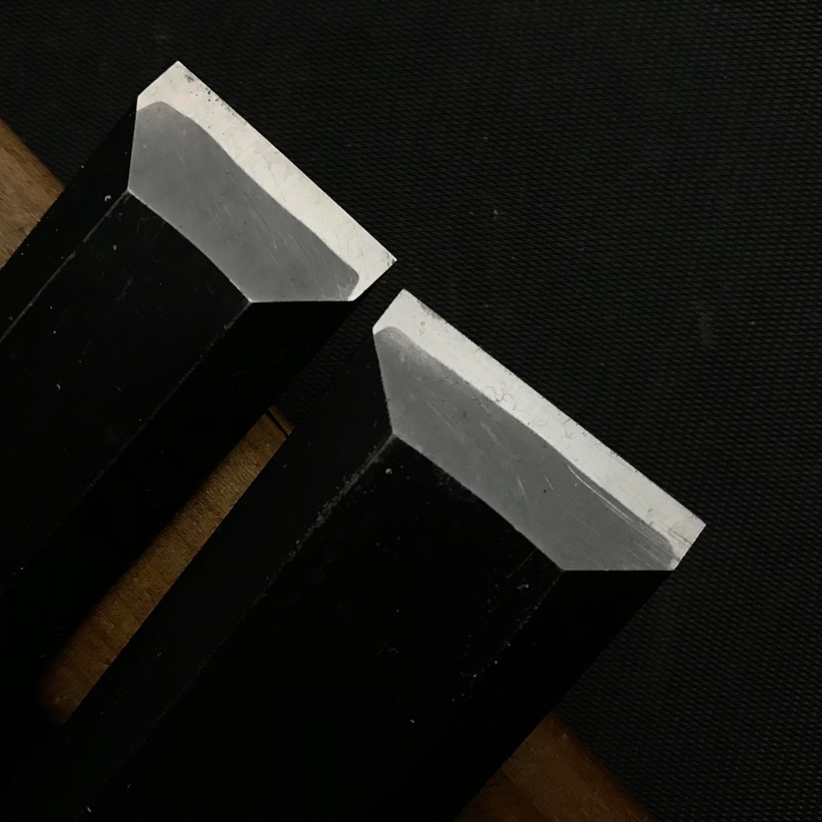 Kikuhiromaru Shorter Timber chisels 菊弘丸 中叩き鑿 Chutatakinomi 24mm 30mm