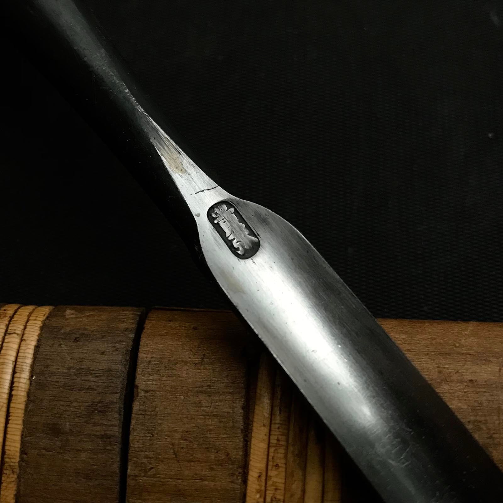 Old stock Takahiro Uchimaru chisels with rosewood handle 掘出し物 貴弘 紫檀柄 内丸鑿 12mm