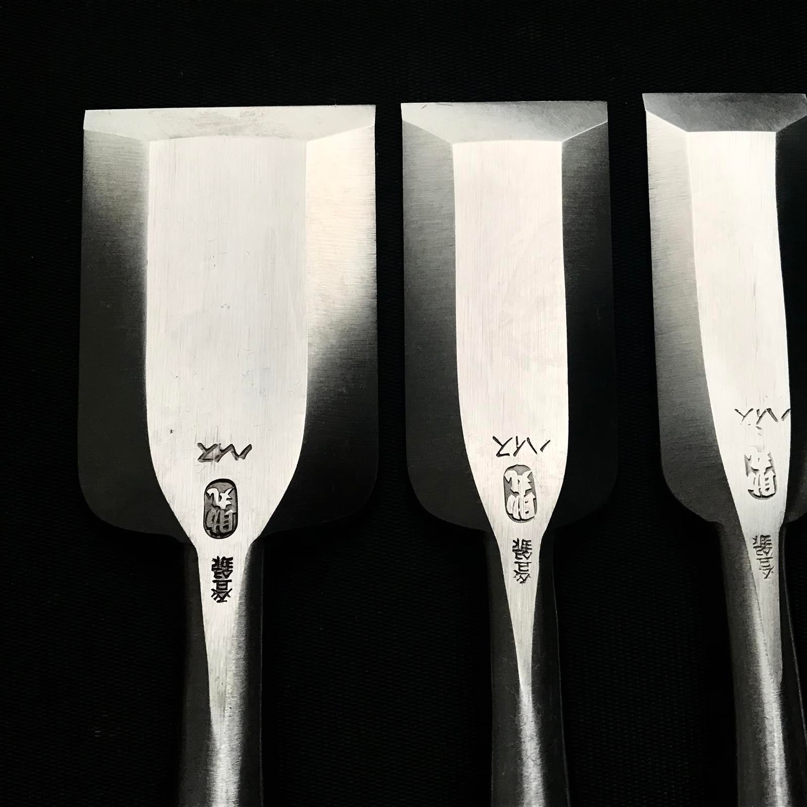 助丸 四代目ハイス鋼ベンチノミセット 四代助丸 碓氷淑郎 ハイス鋼追入鑿 5本組 おいれのみ