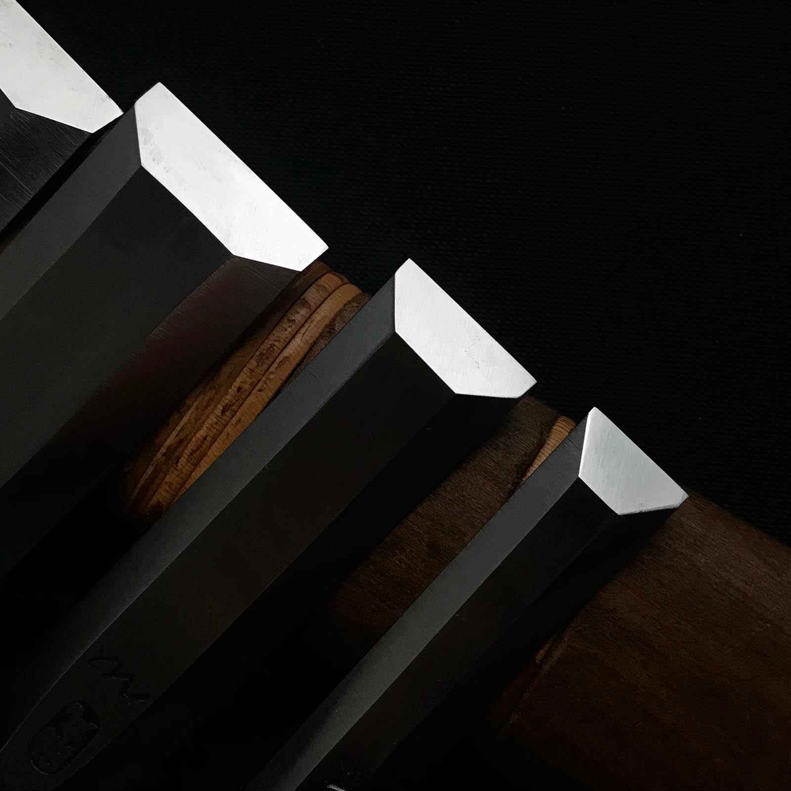 助丸 四代目ハイス鋼ベンチノミセット 四代助丸 碓氷淑郎 ハイス鋼追入鑿 5本組 おいれのみ