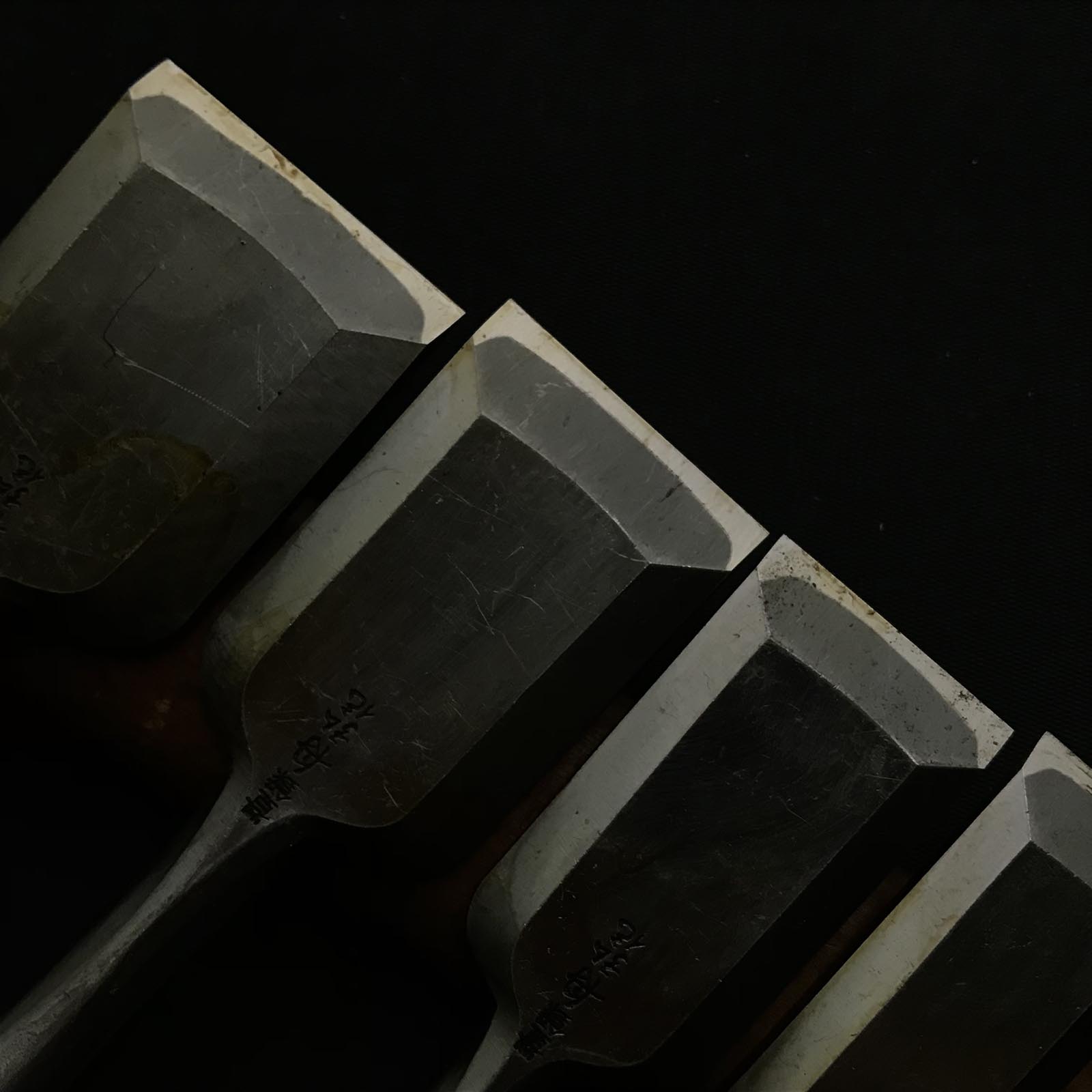 船広 旧型 卓上鑿セット 四重裏付 舟弘 追入10本組鑿 四つ裏 おいいれのみ