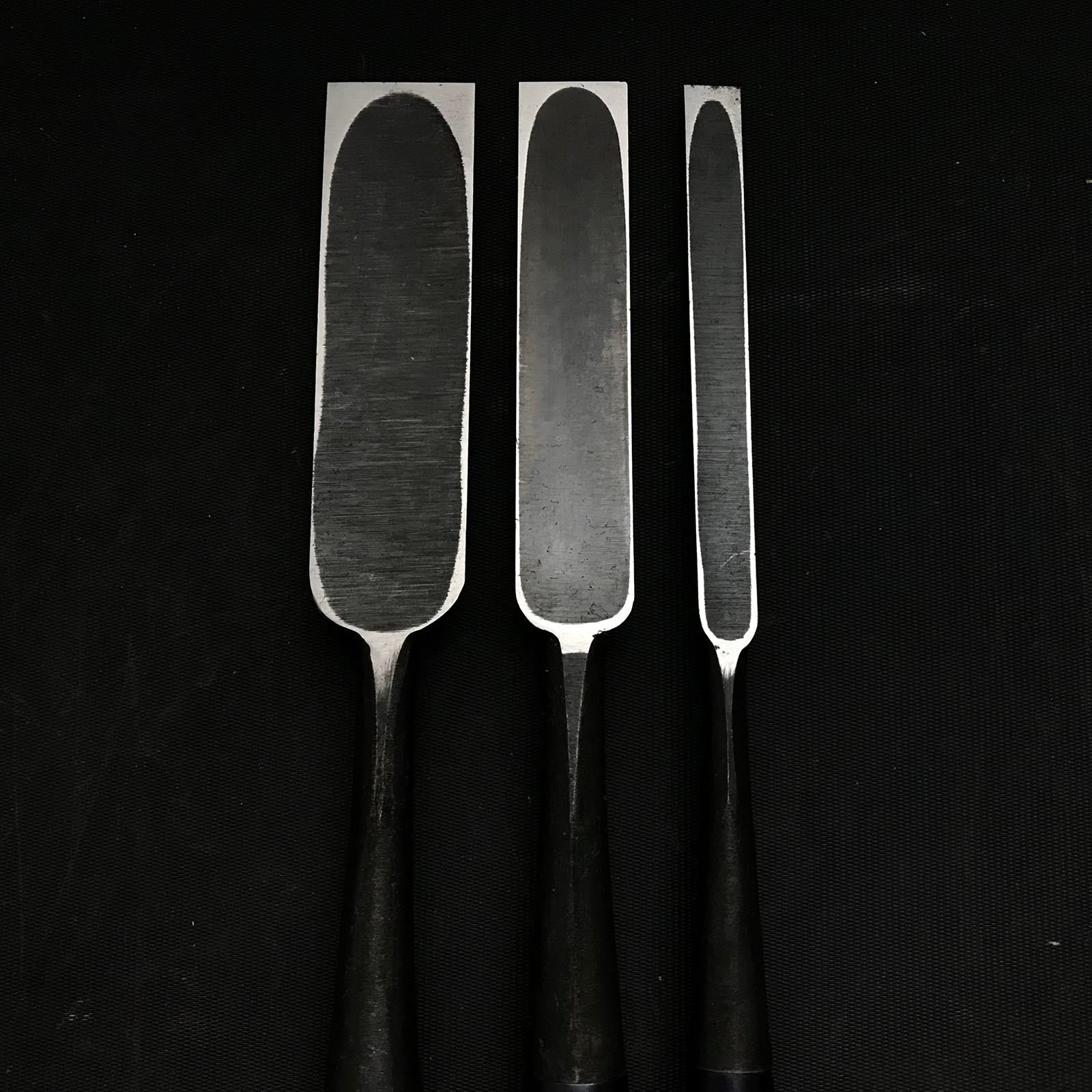 Old stock Koshihide Paring chisels (Usunomi) with white steel 掘出し物 越秀 面取薄鑿 9,18,24mm