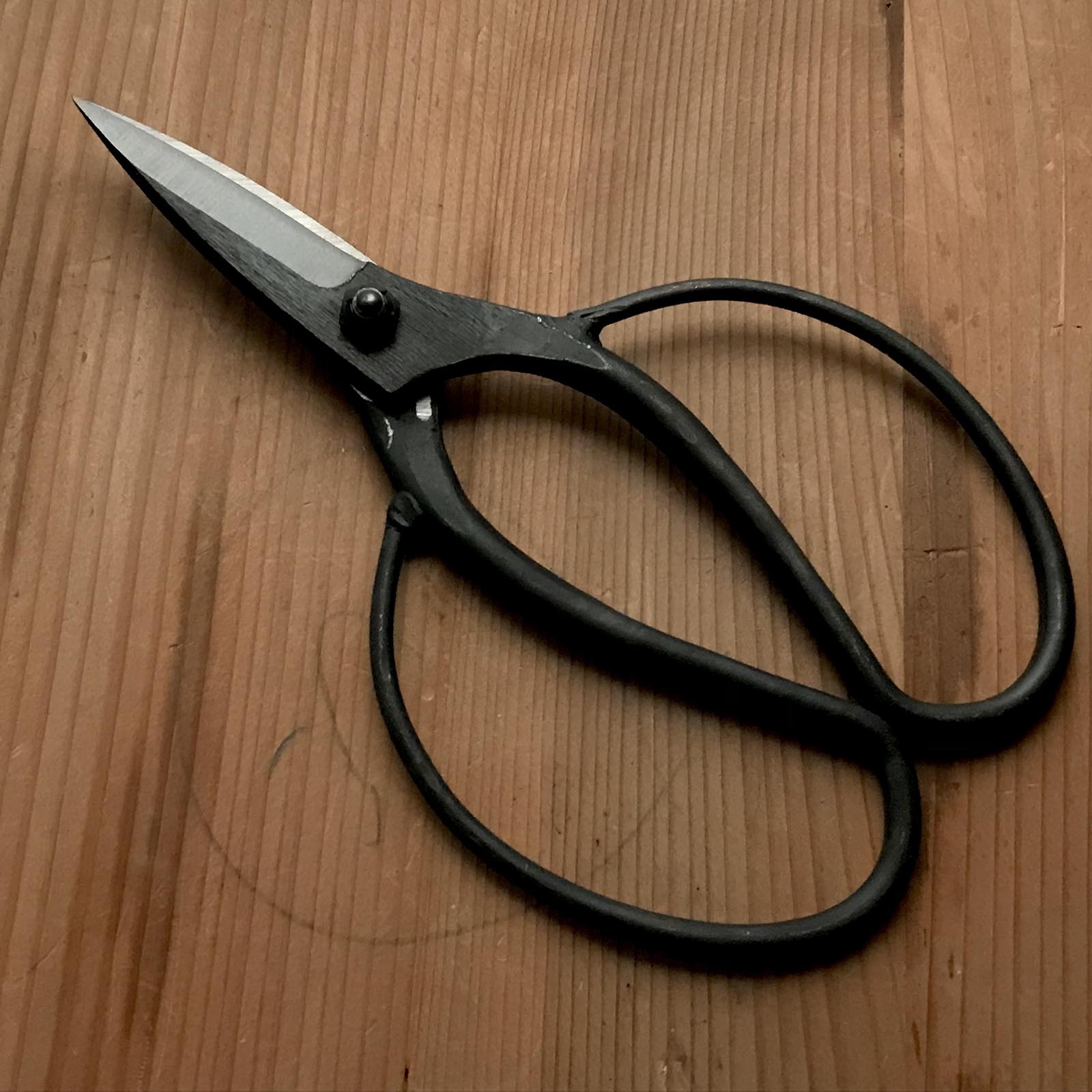 Old stock Hand made Okubo Shears By Munehiro 掘出し物 宗寬 大久保鋏 手作り 205mm