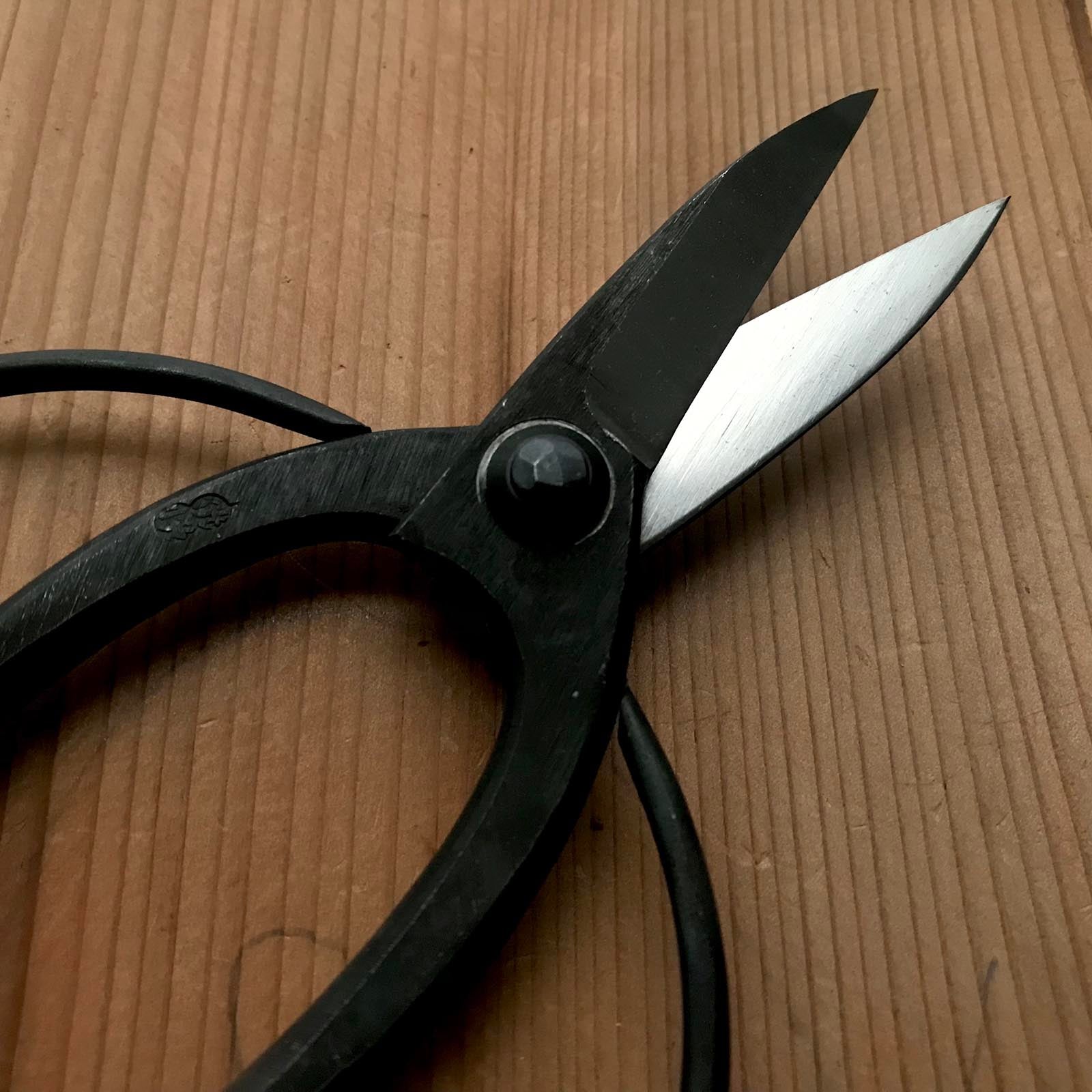 Old stock Hand made Okubo Shears By Kouetsu 掘出し物 侊悦 大久保鋏 手作り 190mm