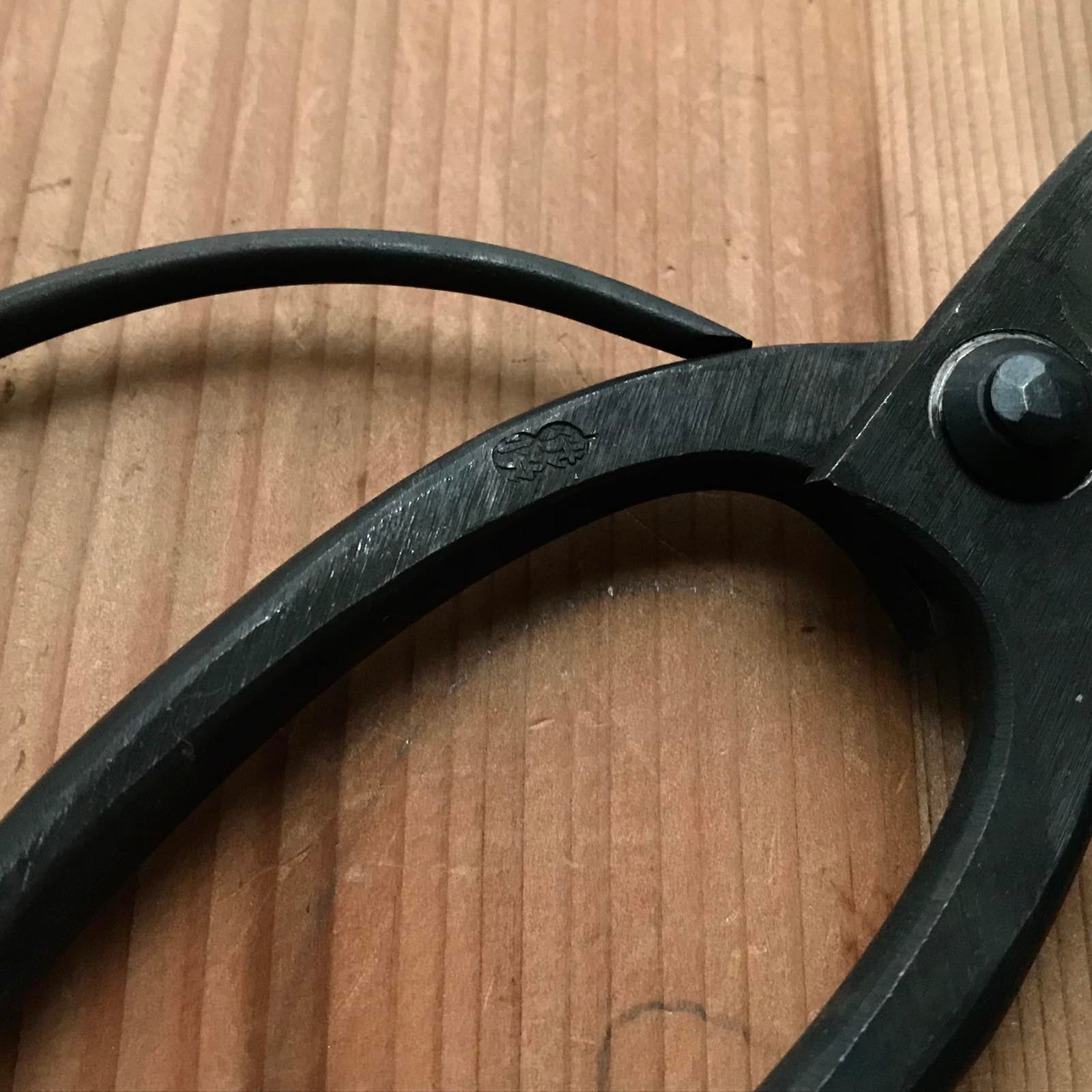Old stock Hand made Okubo Shears By Kouetsu 掘出し物 侊悦 大久保鋏 手作り 190mm