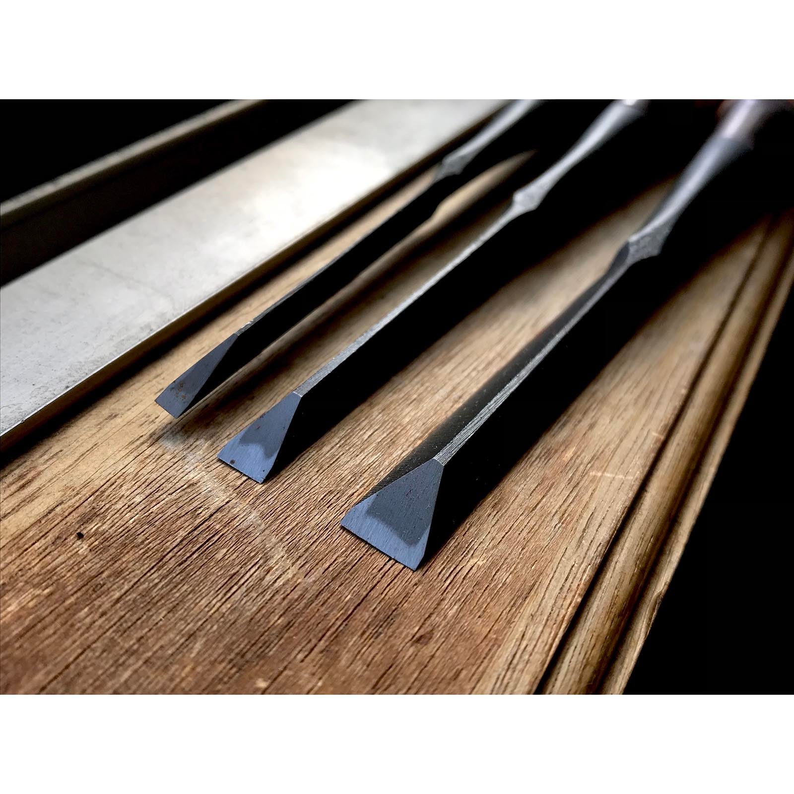 旧蔵 長広(ながひろ)初期作 アリノミセット 掘り出し物 長弘 鎬追入組鑿 10本組 おいれのみ