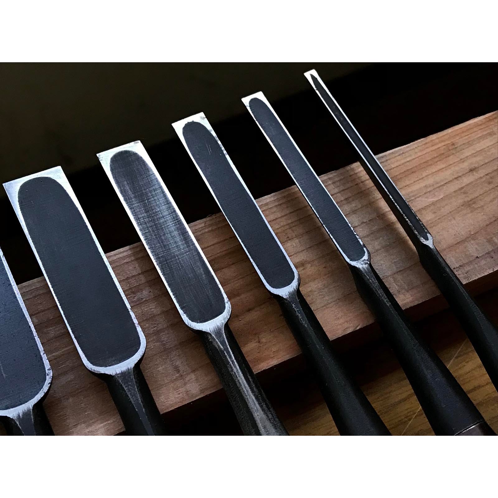 旧蔵 長広(ながひろ)初期作 アリノミセット 掘り出し物 長弘 鎬追入組鑿 10本組 おいれのみ