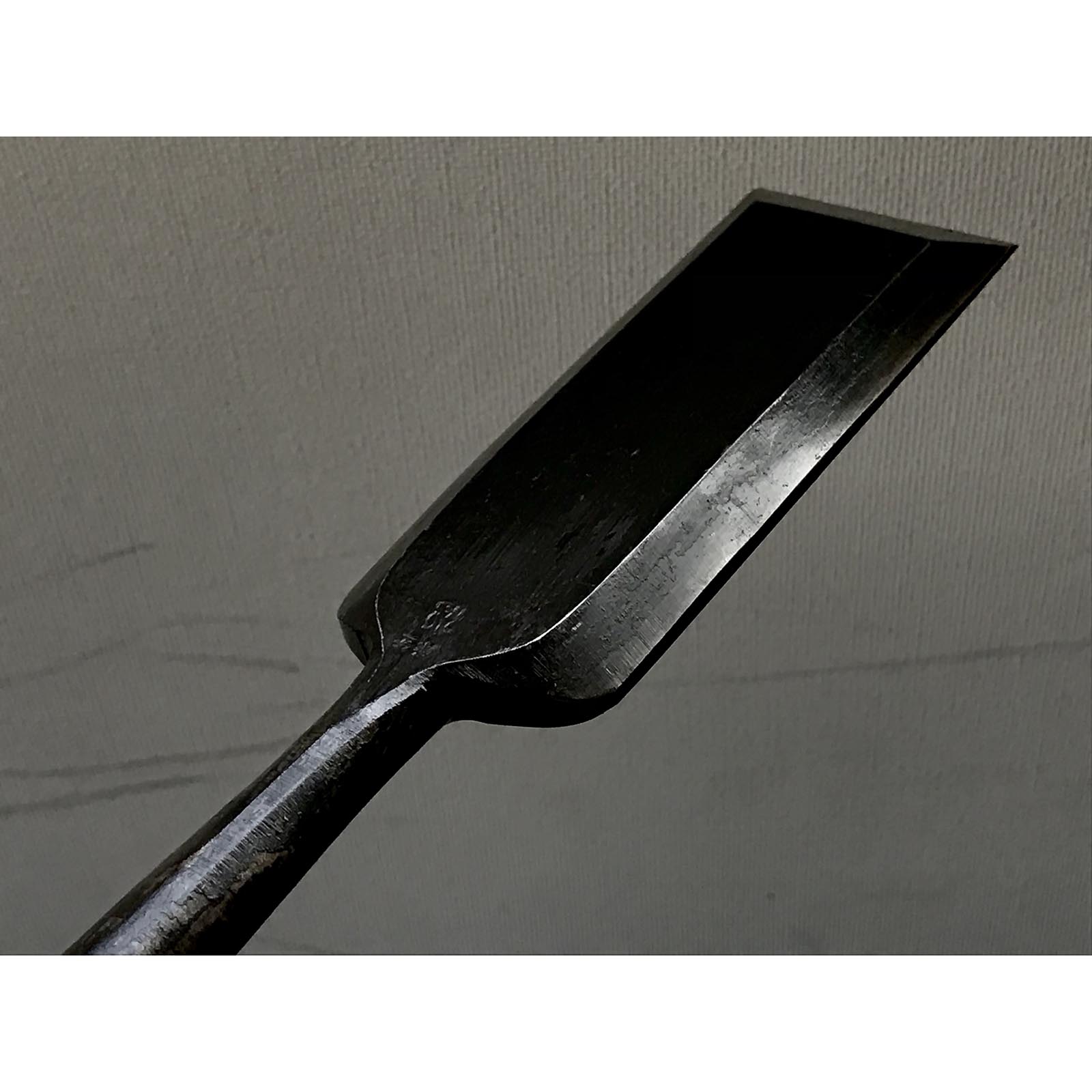 Kitsune Slick Chisels set by Isono Nobuo (Ootsuki-nomi, Hontsuki-Nomi) 磯野信夫作 狐 本突き組鑿 48,24mm