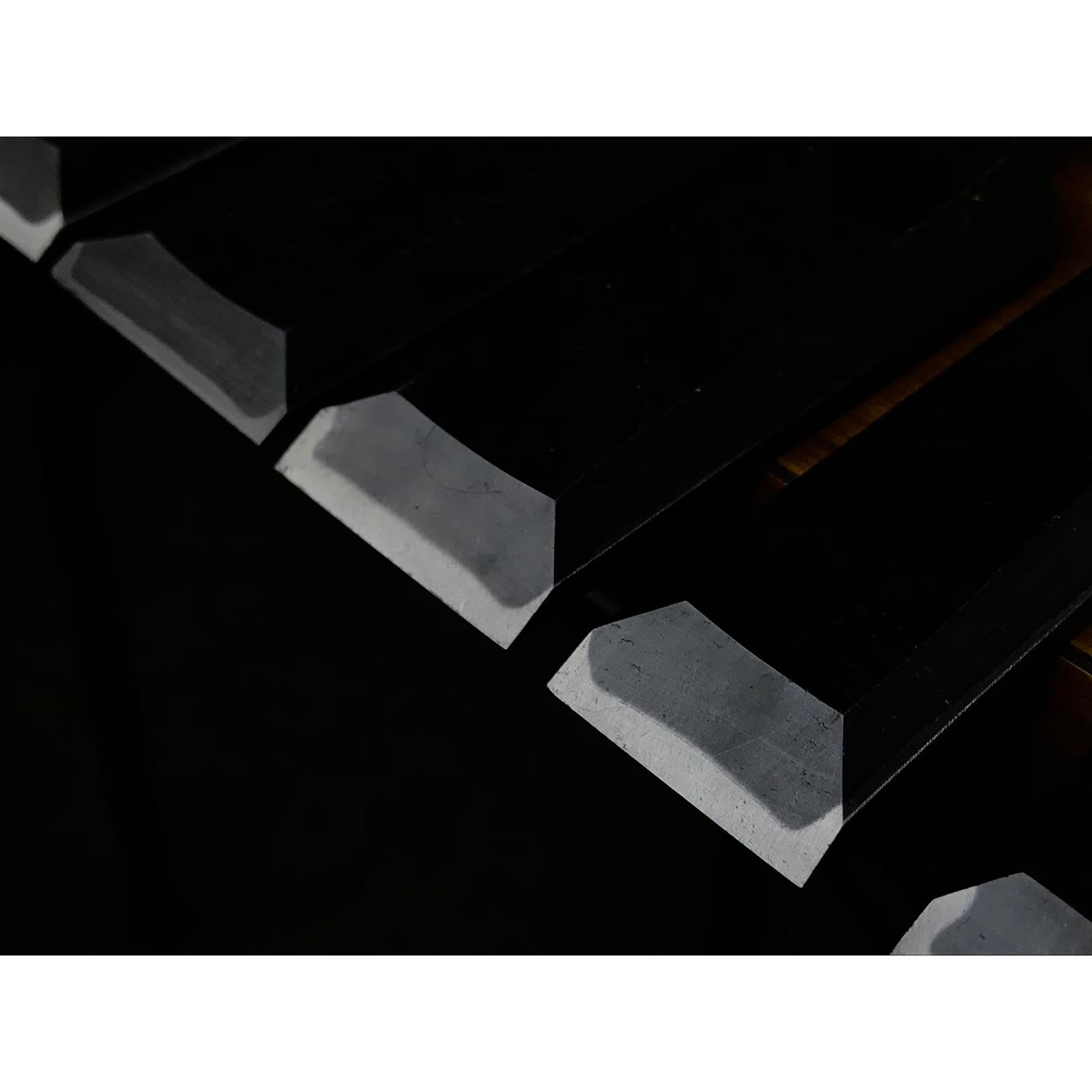 磯野信夫作 狐 叩鑿 白樫柄 Kitsune Timber chisels with white steel by Isono Nobuo Tatakinomi