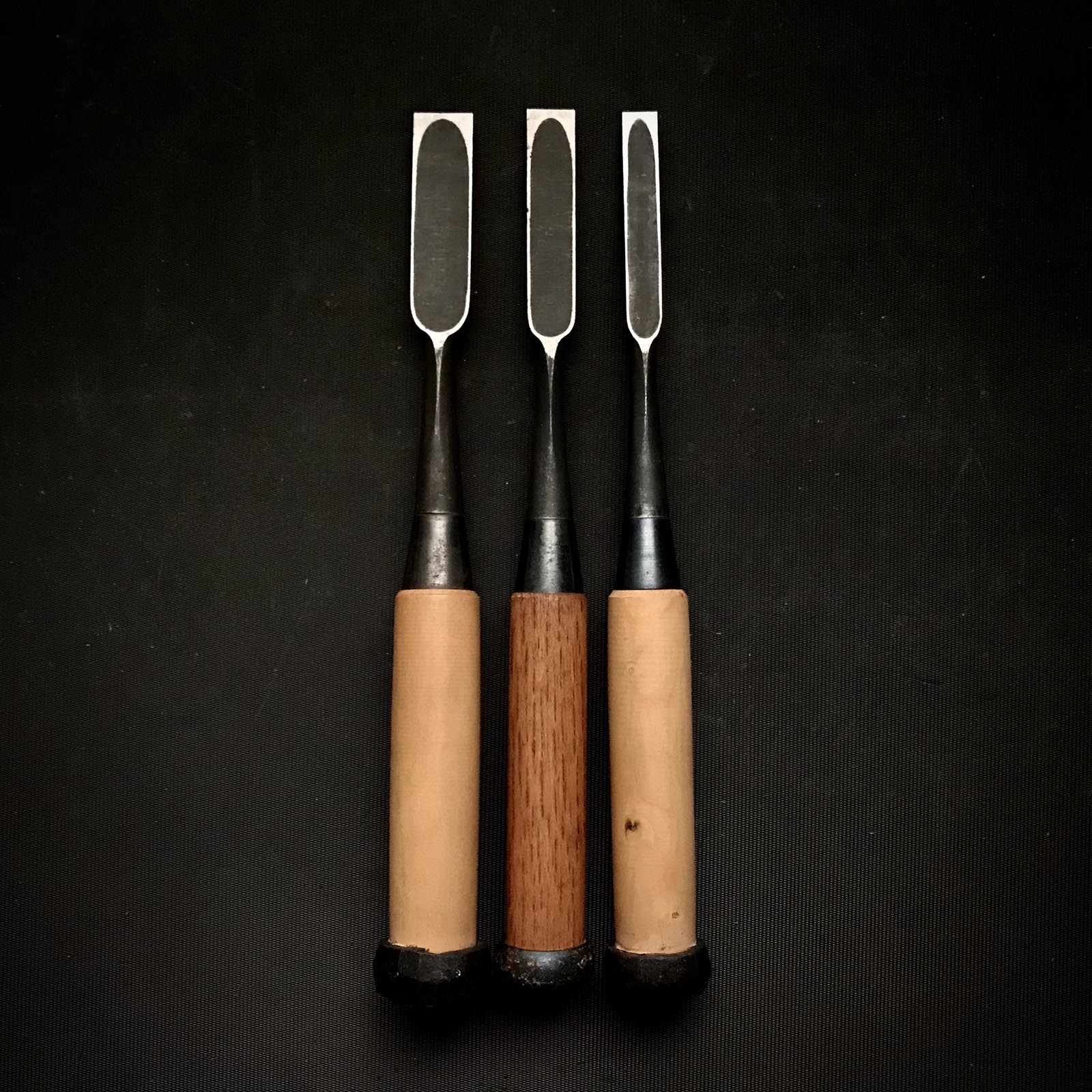 古株越高 ベンチノミセット(おいれのみ) 掘り出し物 越孝 追入組鑿