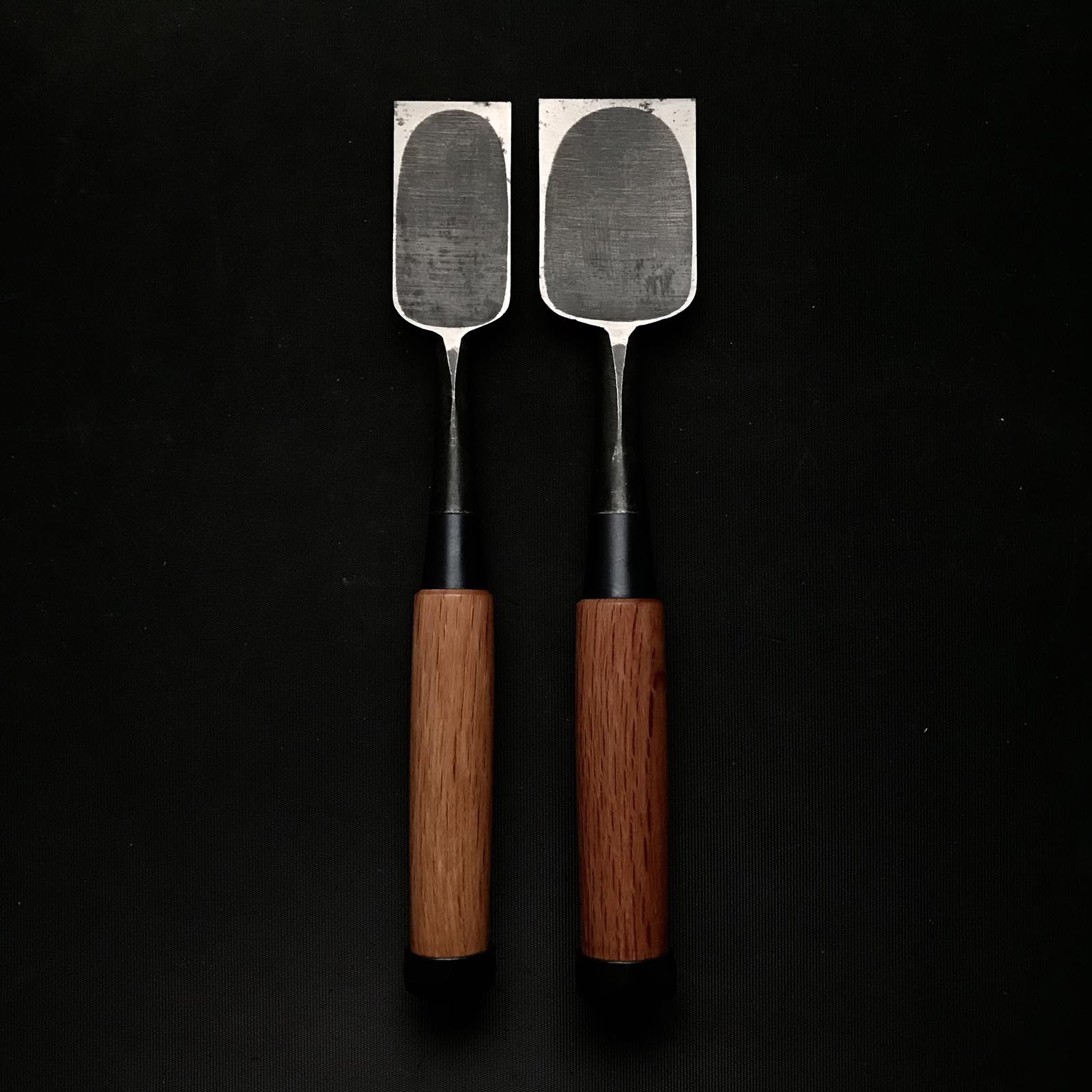 Old stock Kazuhiro Shorter Timber chisels by Endou Kazuo 掘出し物 遠藤一雄氏 かず弘 中叩鑿 36,48mm