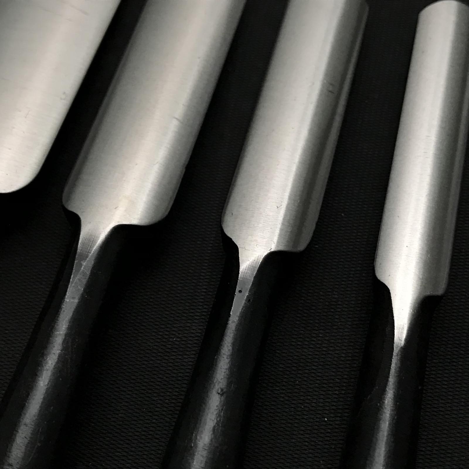 Toshikuni Soto maru chisels set with white steel 利國 外丸組鑿 5本組 Sotomarunomi